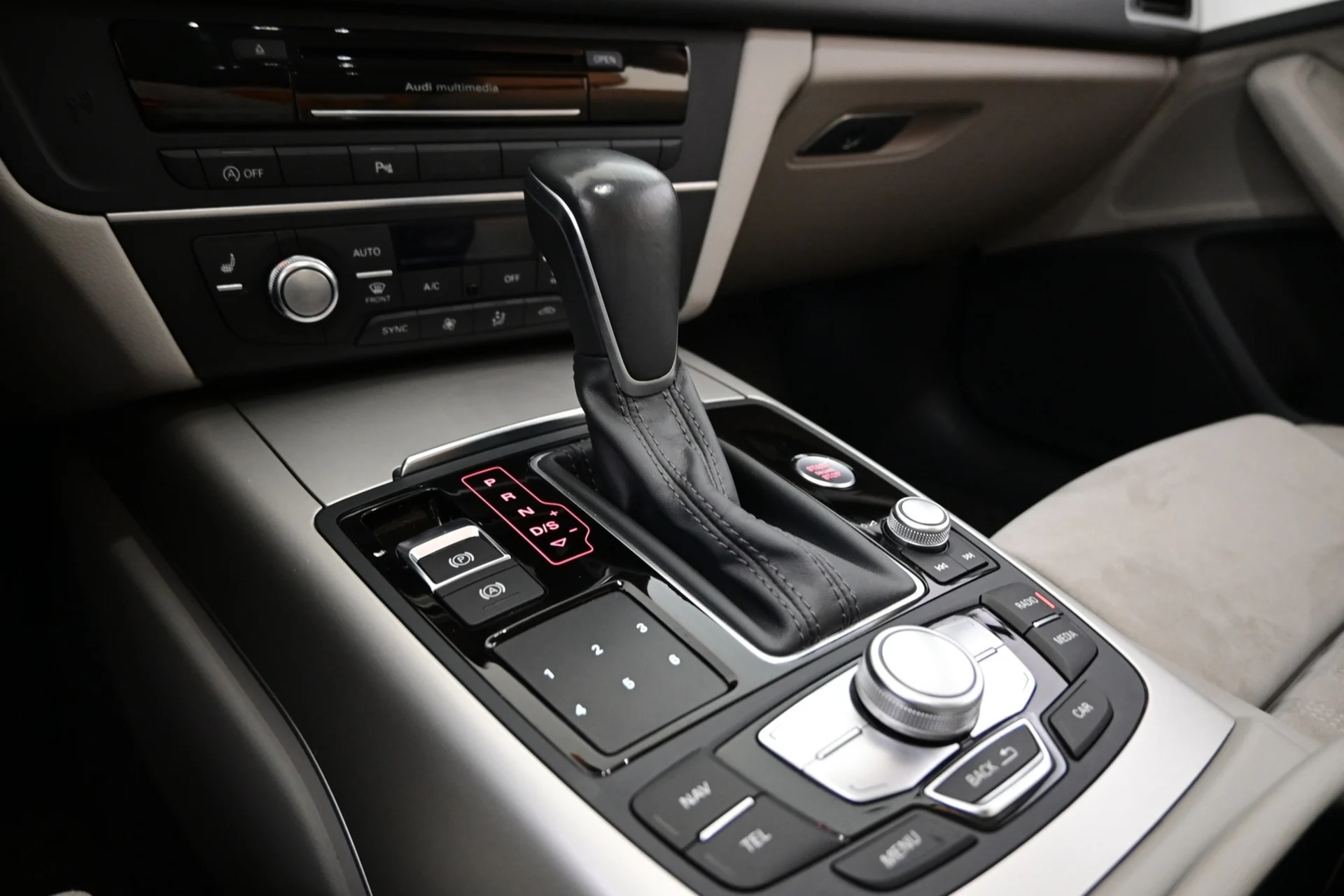 Car Image - MMvWnNa0pJZrQ0be1Kgzs