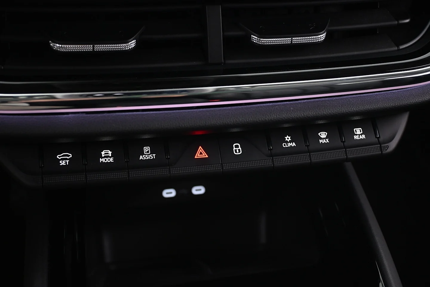 Car Image - 5ZU6b68Dx6qH8kbUcgeGJl