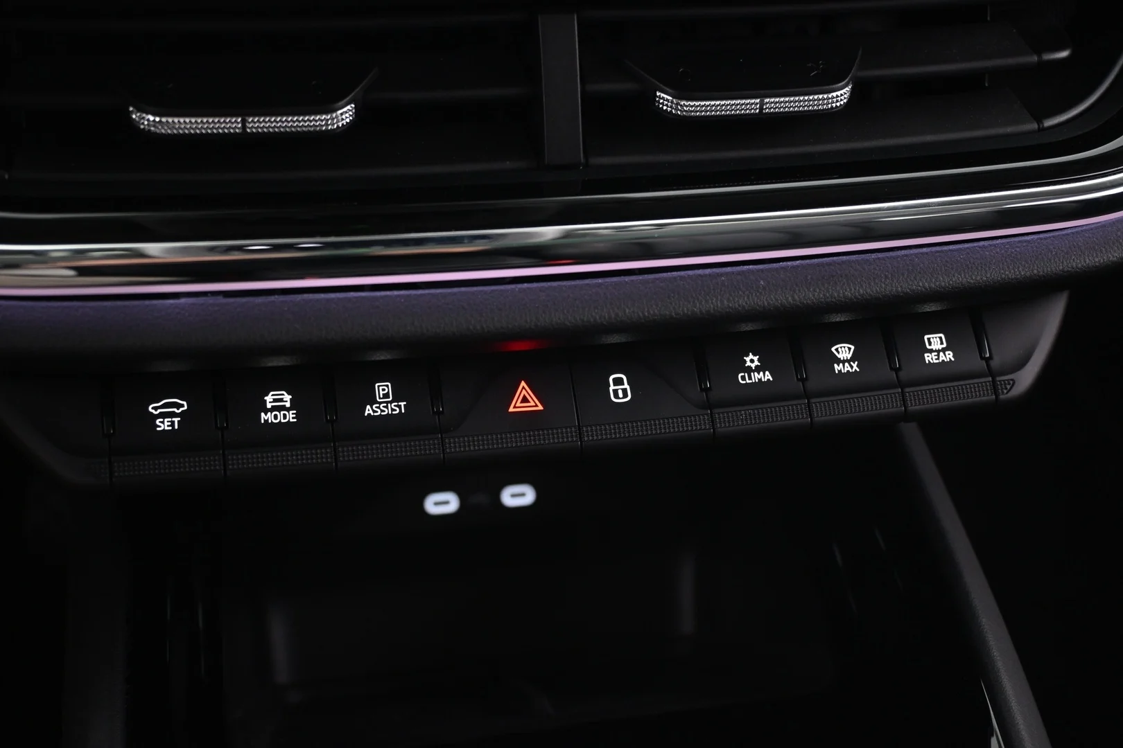 Car Image - 5ZU6b68Dx6qH8kbUcgeGJl