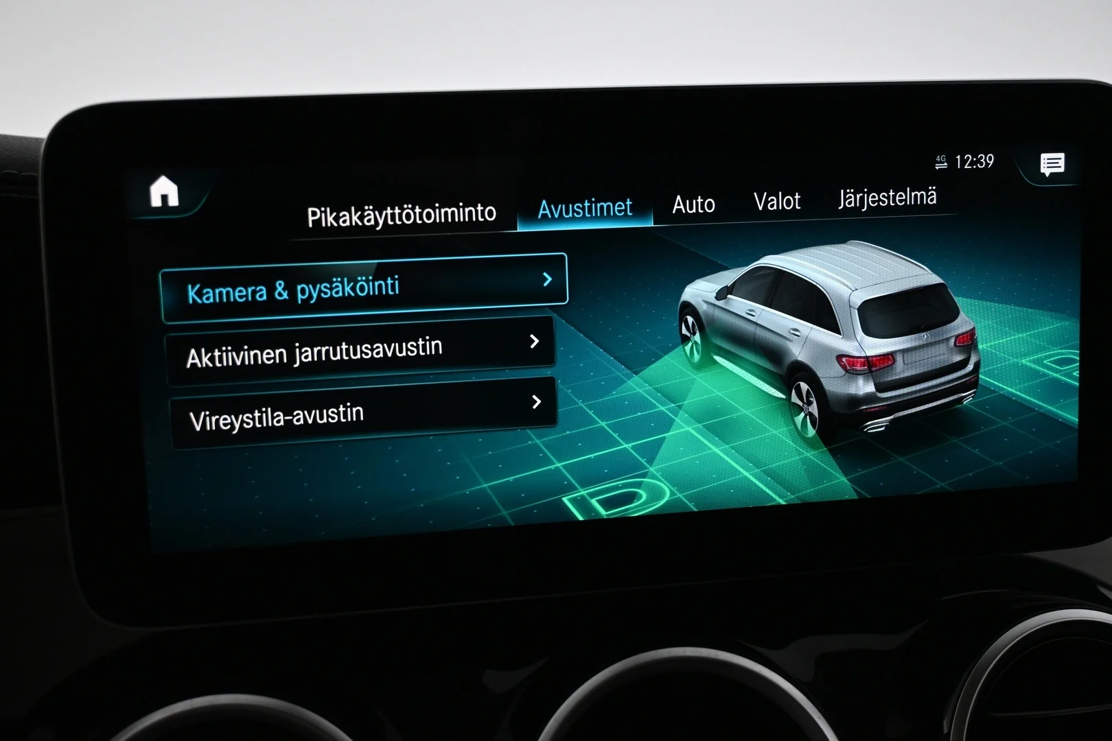 Car Image - M97VOQUMWiv1WsOnK9YmP