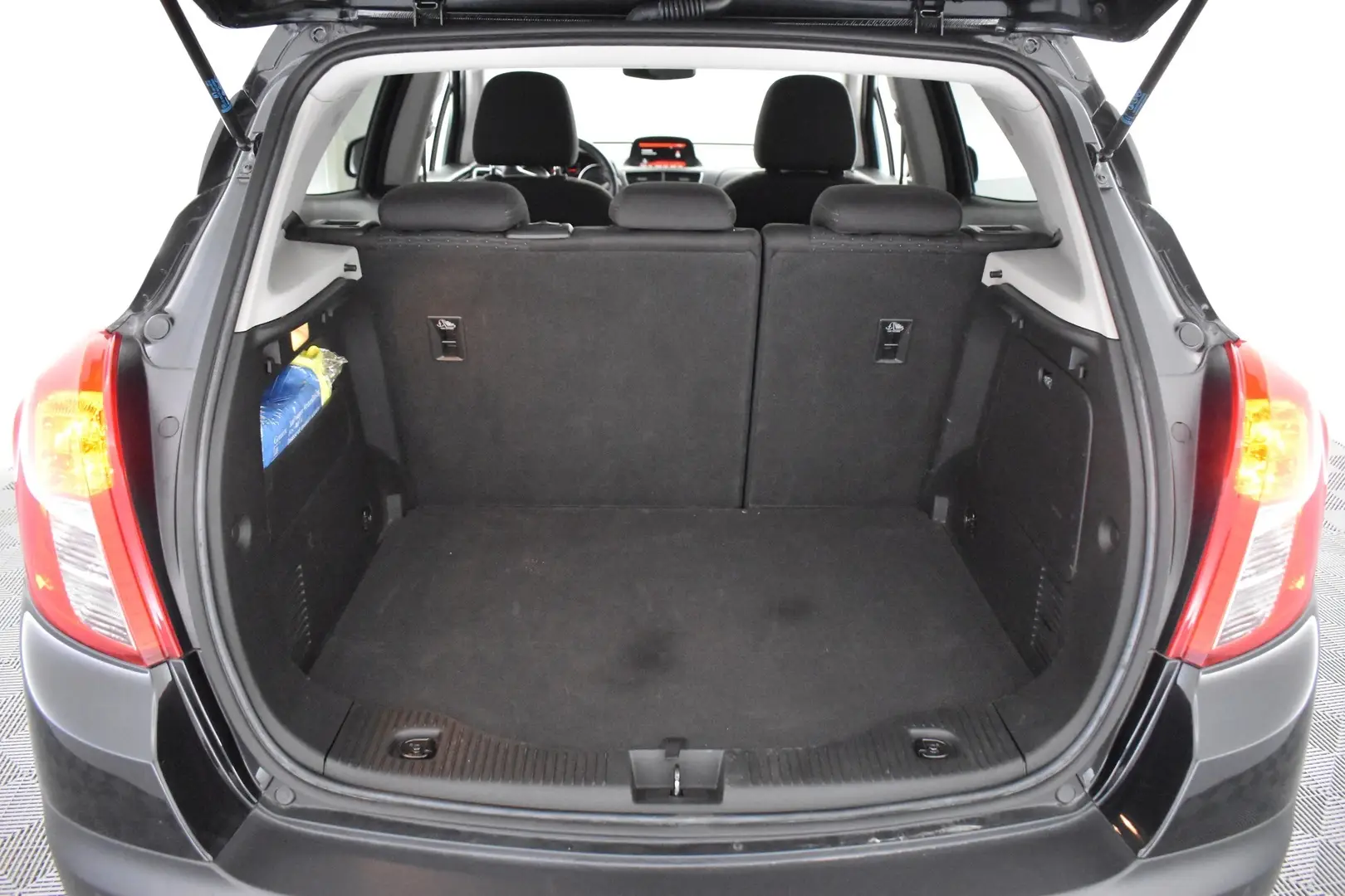 Car Image - 1uwzG9HgzoJawL7xtw1FOH