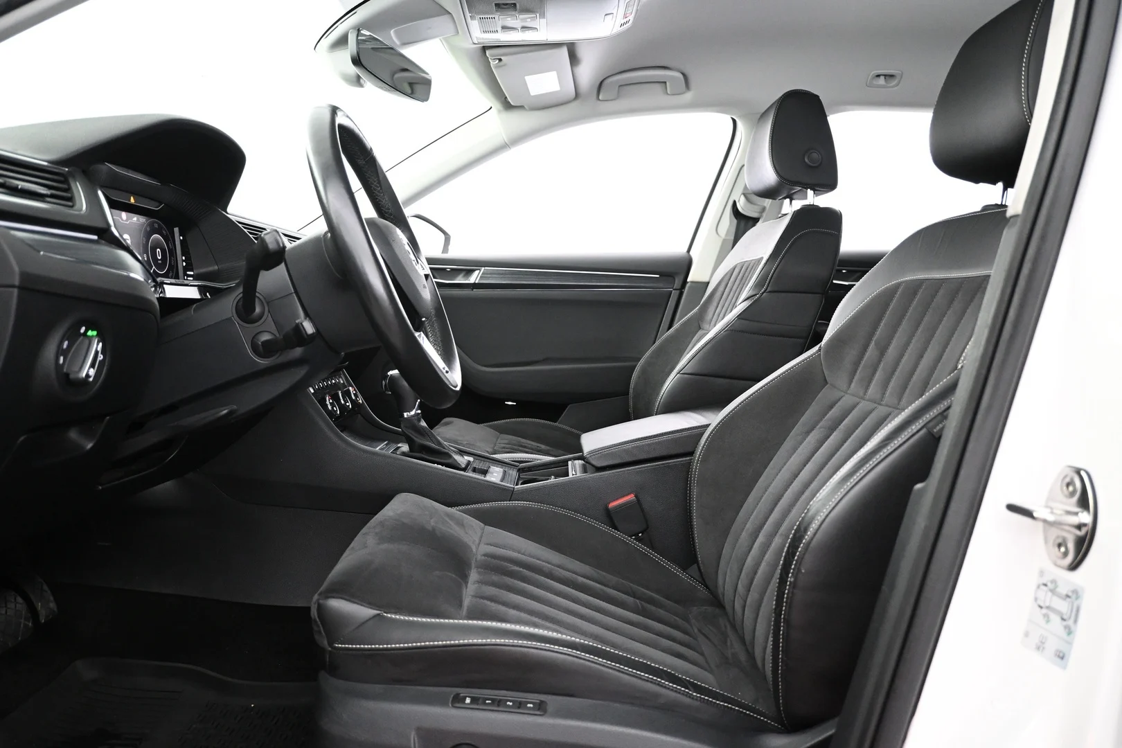 Car Image - 4xES9Mx6YyDWGYZU0kjHjg