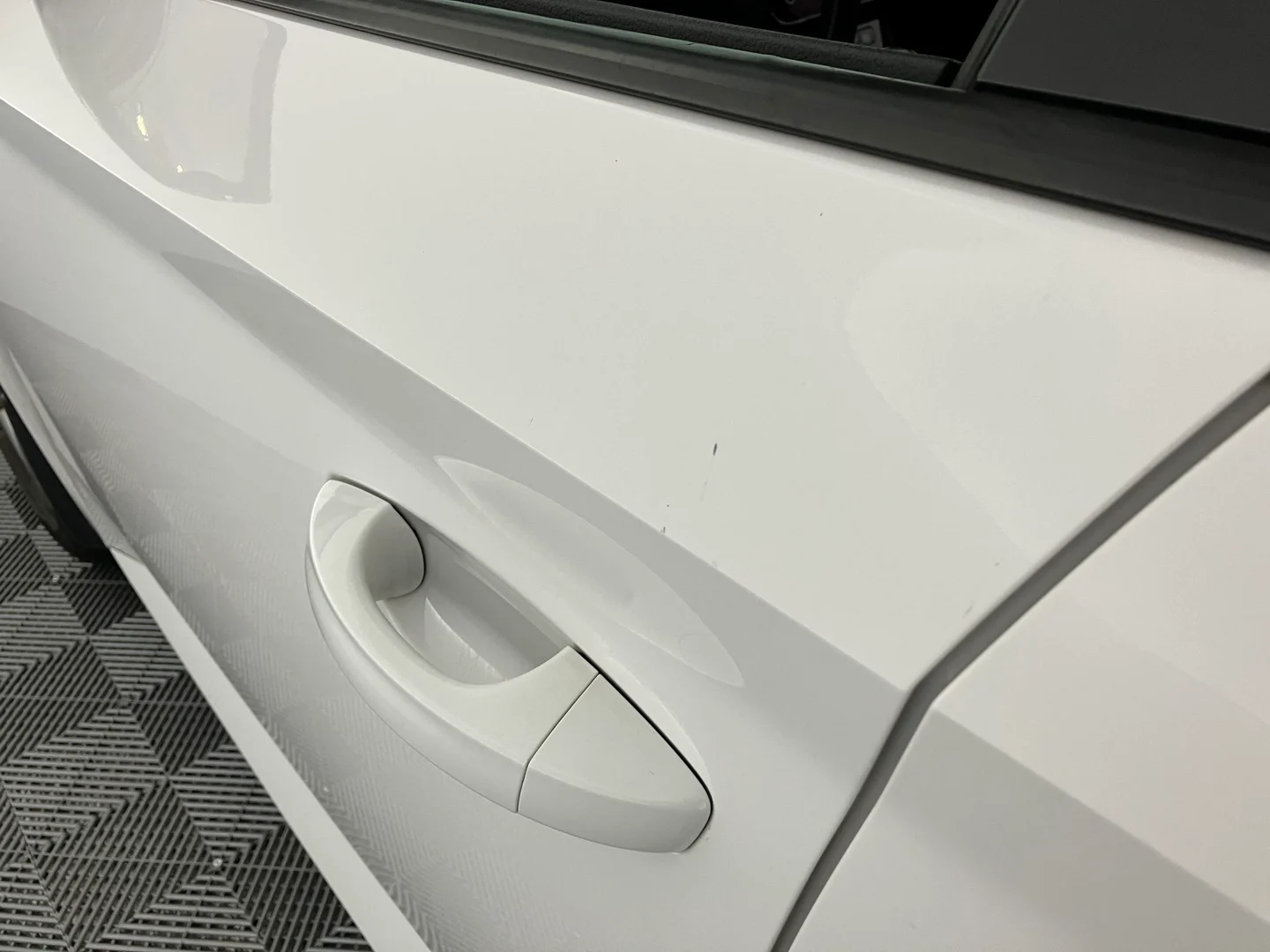 Car Image - 1GYt8zCfA90vLSVuf6sAfk