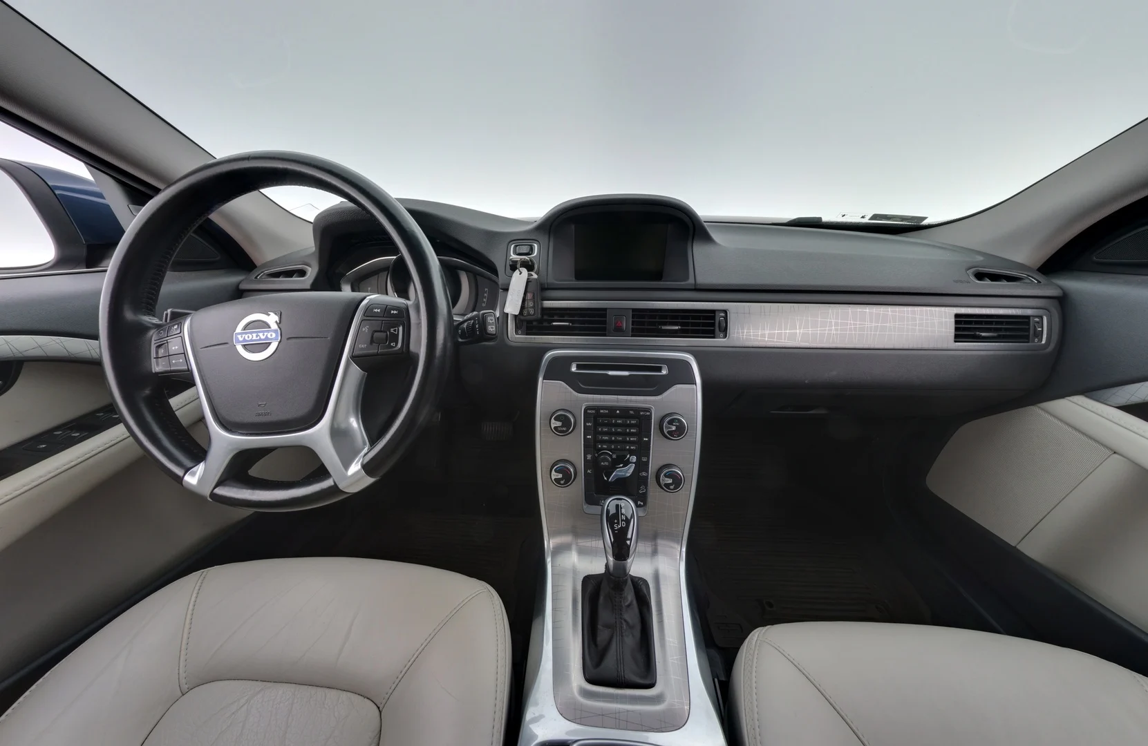 Car Image - 1GA5EvchezjhOGGxhpwfaB