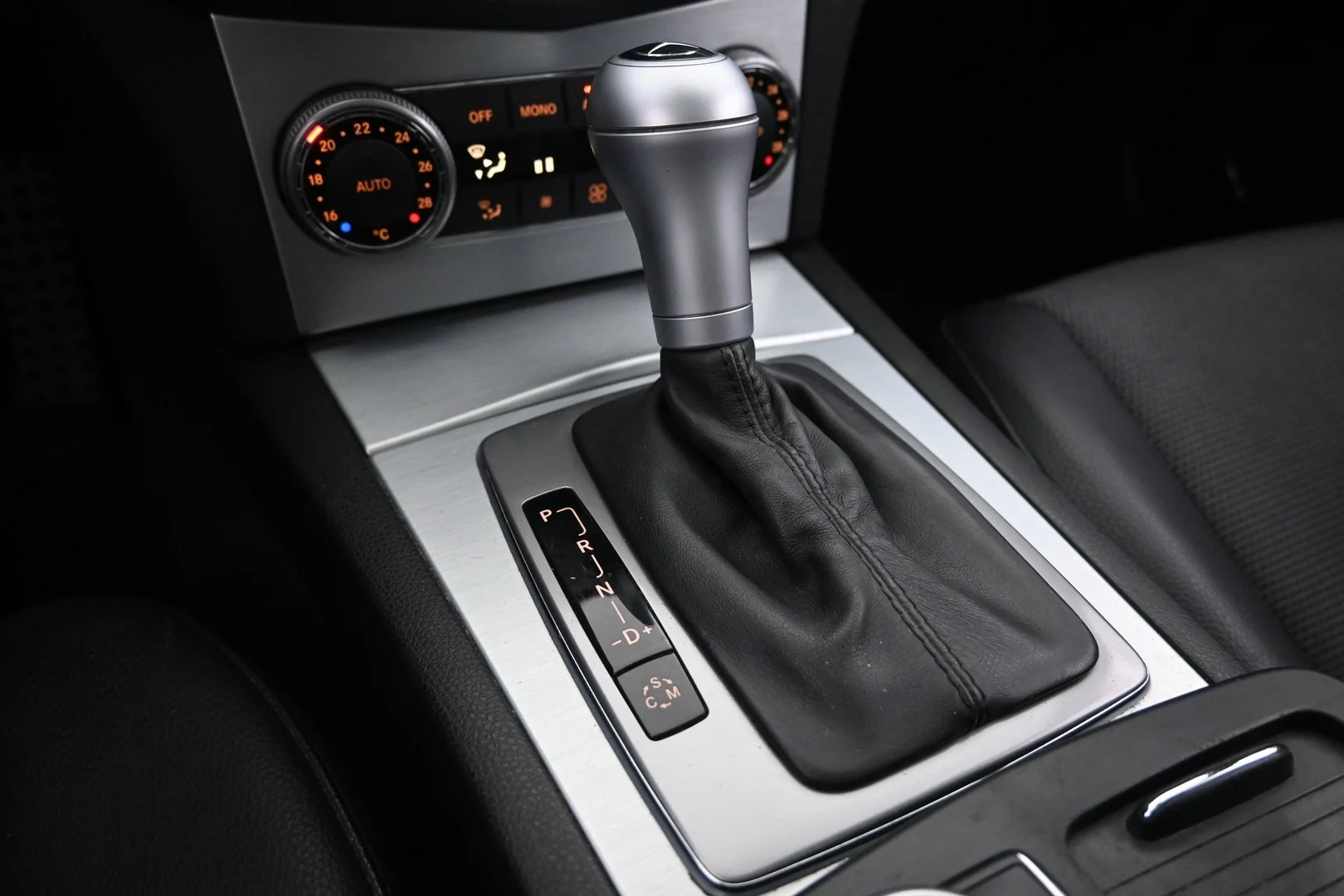 Car Image - 5JZhSFVdK41mf8bl1FBVOn