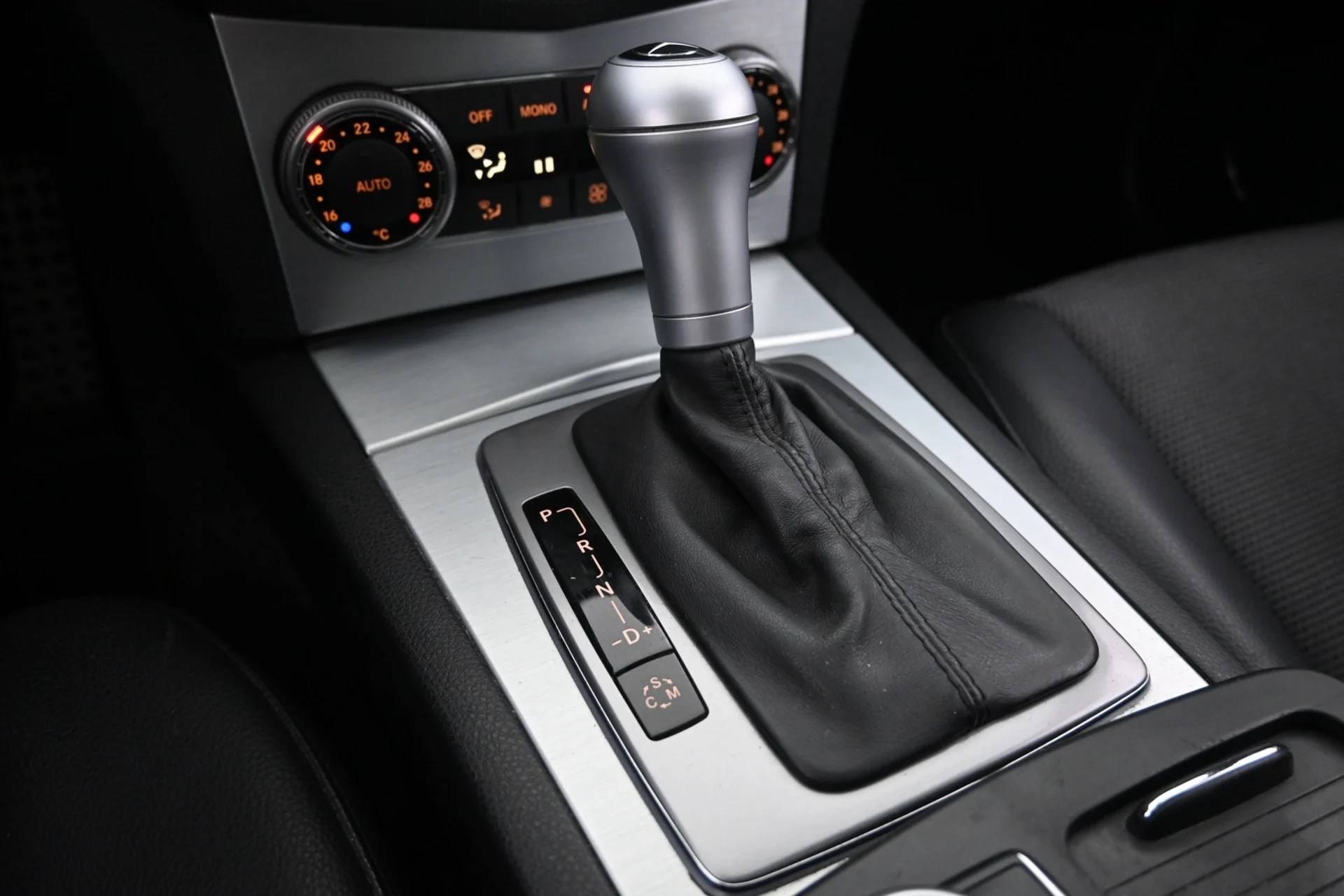 Car Image - 5JZhSFVdK41mf8bl1FBVOn