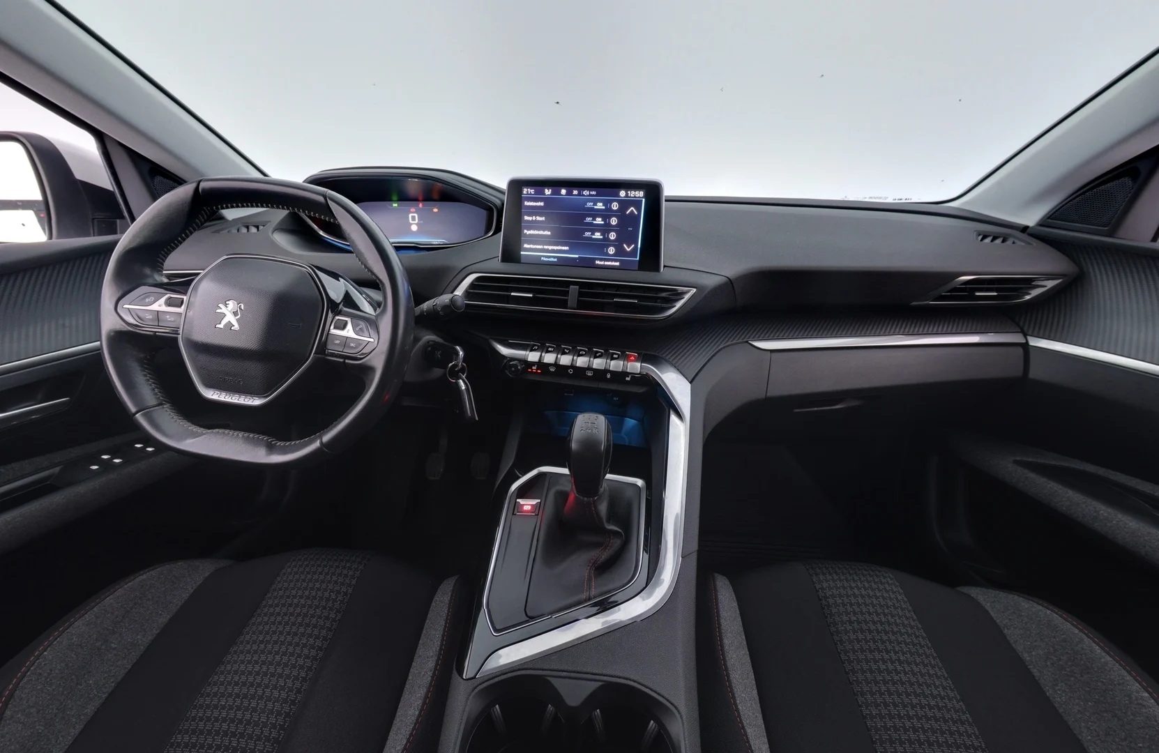 Car Image - 4LB8PbqiPgEW8SlCdYgdld