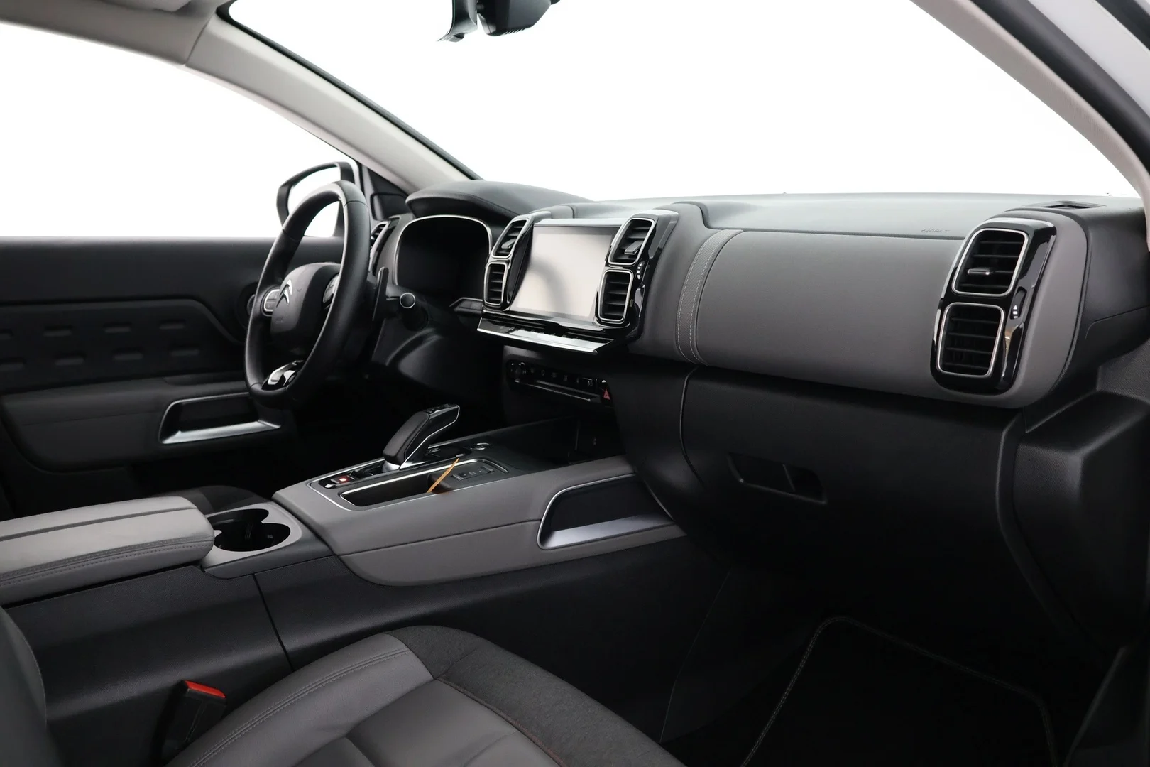 Car Image - 1n9rjxHUK5B1HHMmzeQAxs