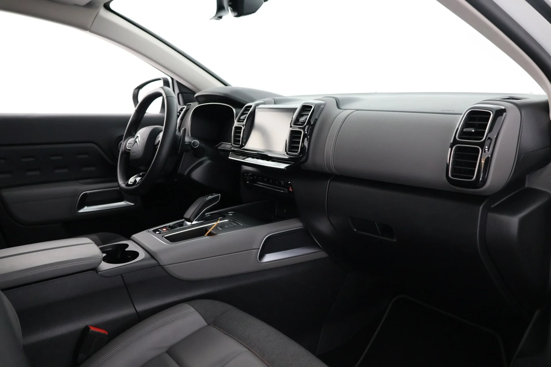 Car Image - 1n9rjxHUK5B1HHMmzeQAxs