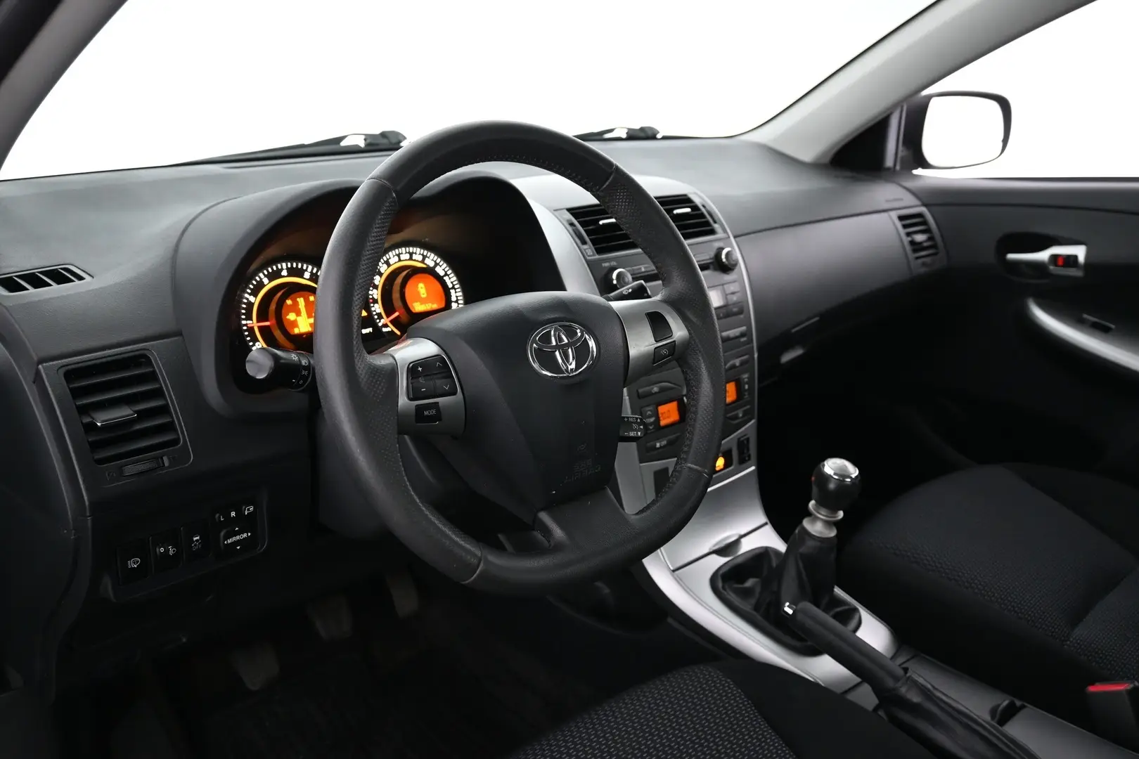 Car Image - QqdmiQ1i1M4h1jHKCCTVF