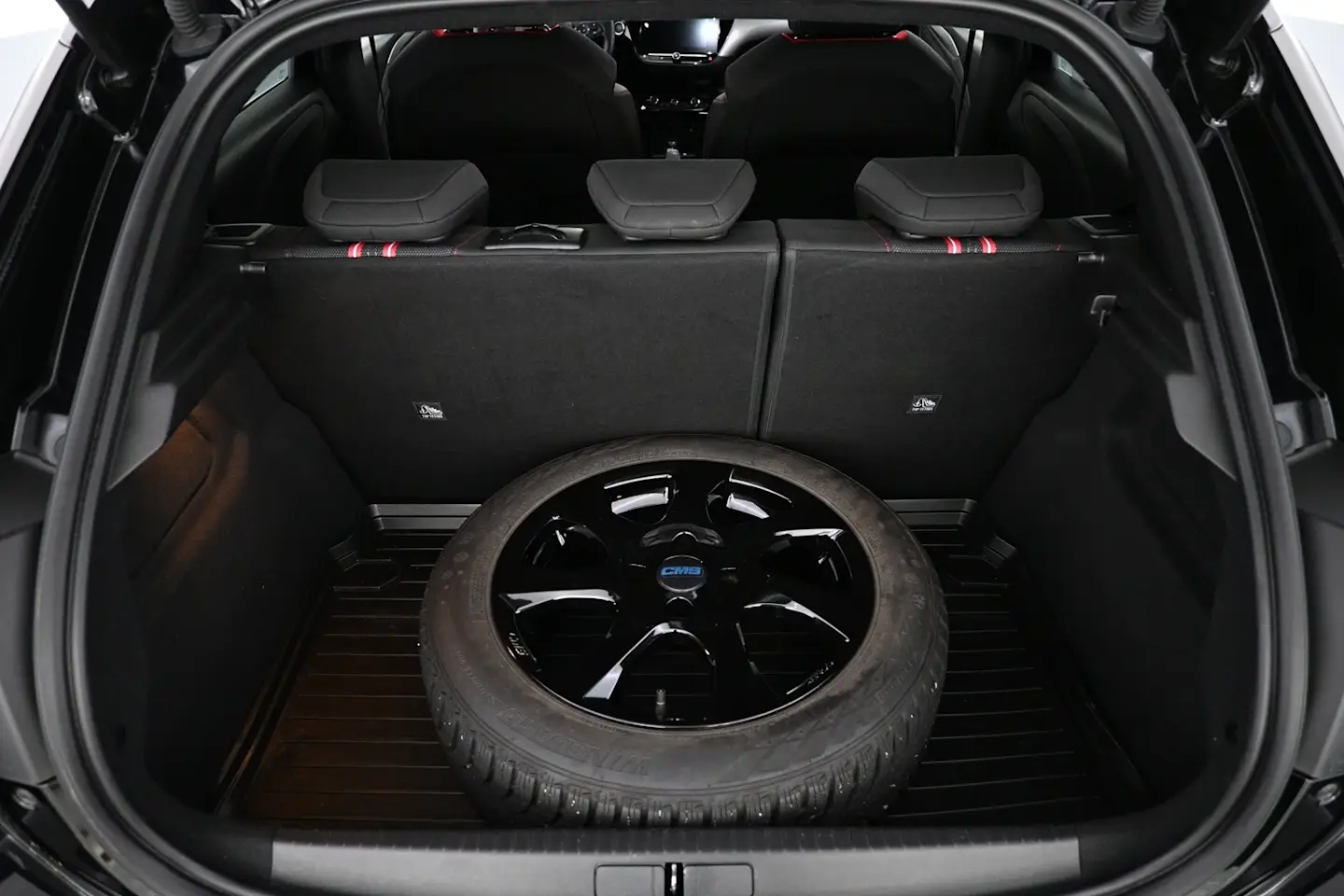 Car Image - ofdBhnKmyni2n6yWuii0V