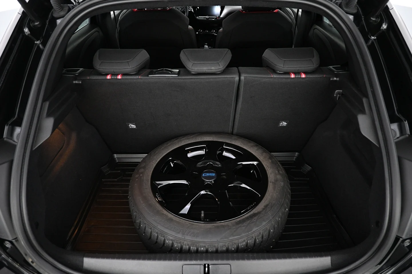 Car Image - ofdBhnKmyni2n6yWuii0V