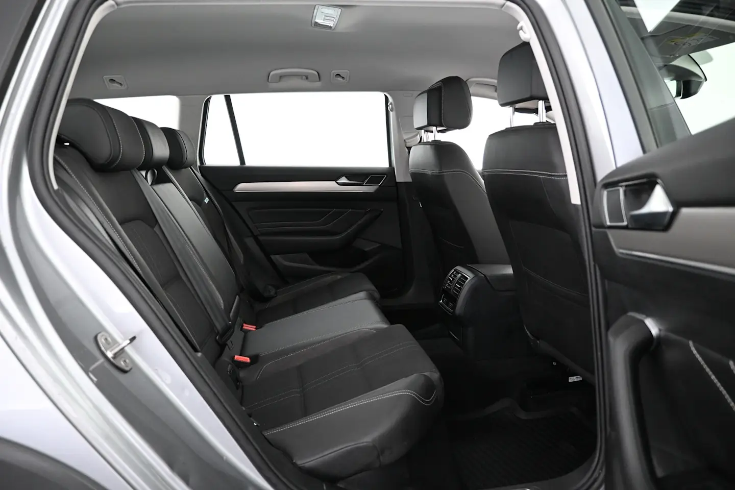 Car Image - 2JTnEZYd6C6Beq0T0ynYla
