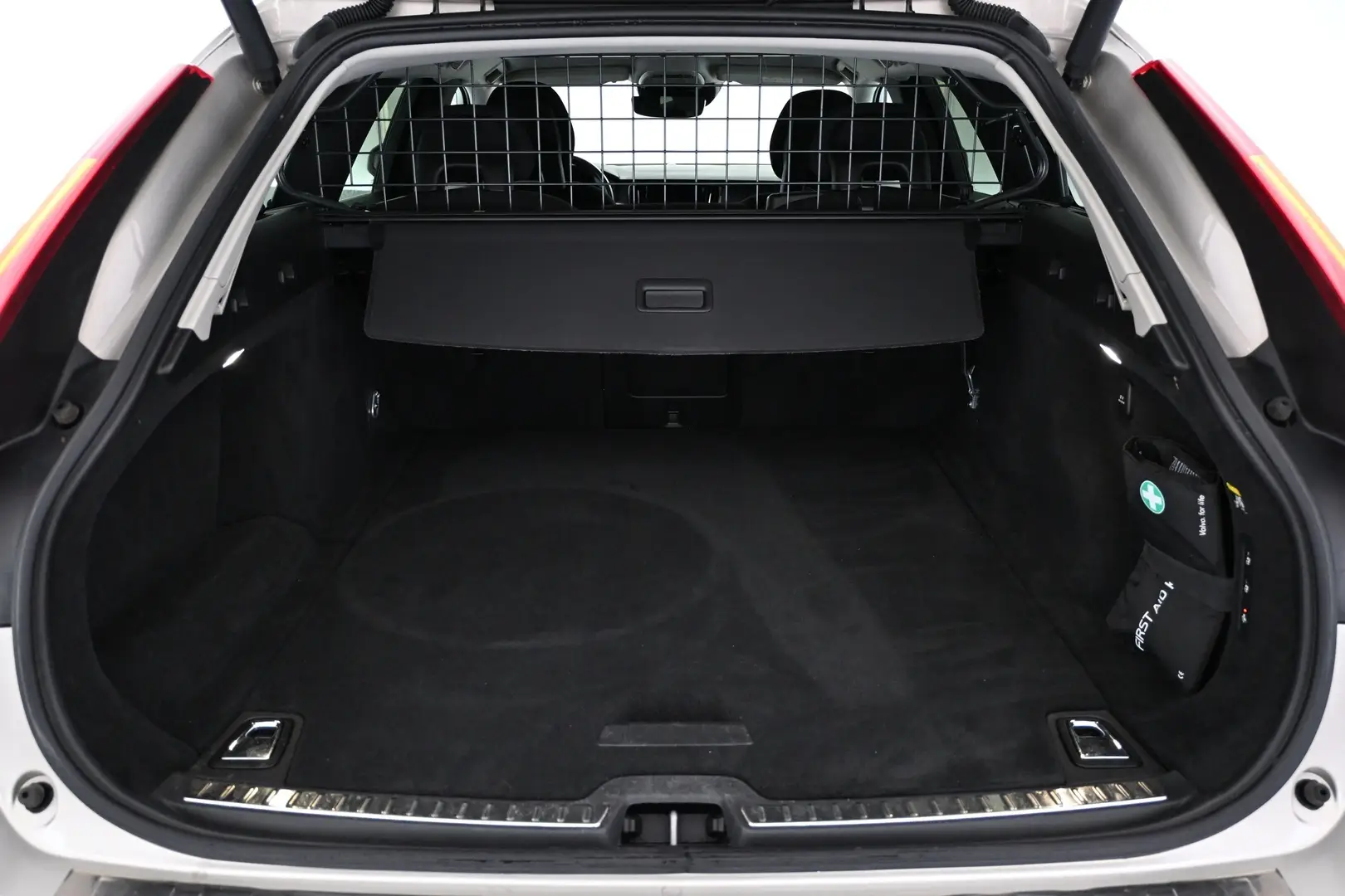 Car Image - QsSh8FzczwS7TLprwT9XR