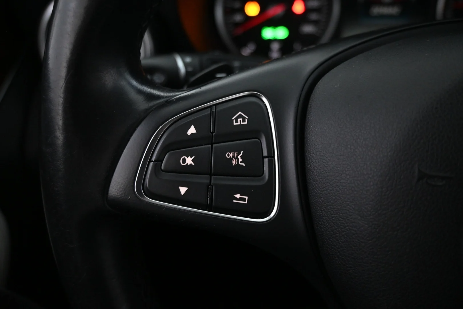 Car Image - 3aFC5xvNplkXSLxxISnTik
