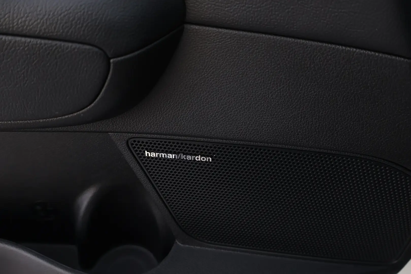 Car Image - 5nTf3sM0vhUxOfuaTPKpKL