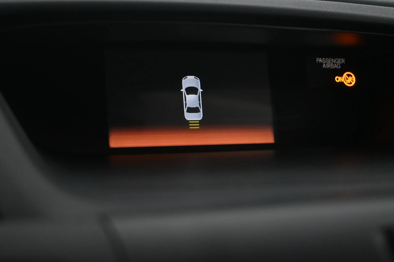 Car Image - 2KSeeNvwxP0KiiVEL7oAqD