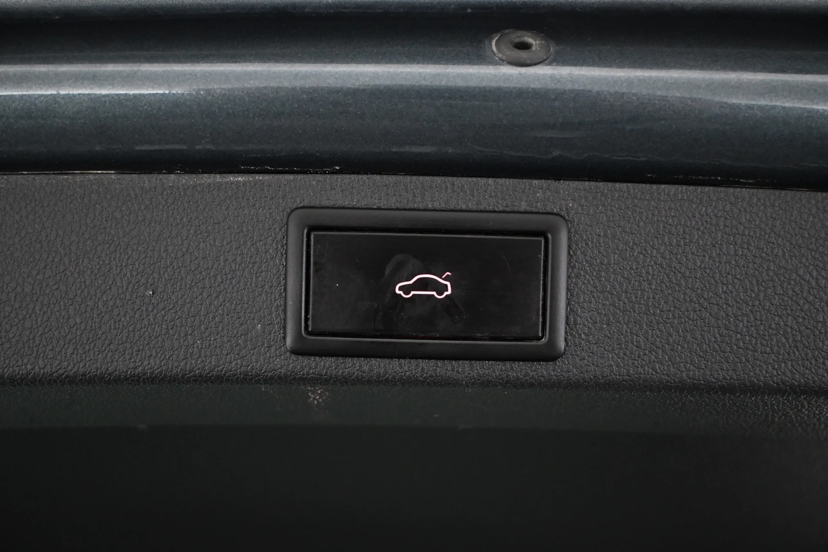 Car Image - 2Zh4gGpEGJQXHBYtBJx1pq