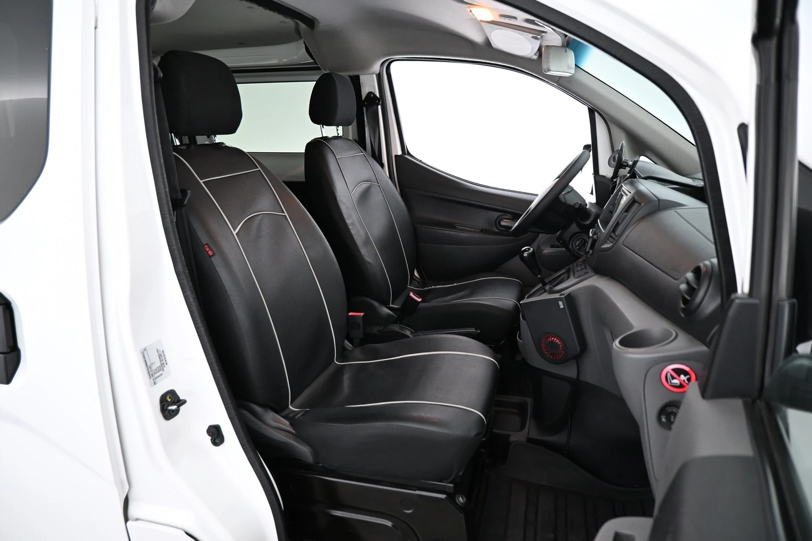 Car Image - dTV9h5bvdlANaYxTriEiq