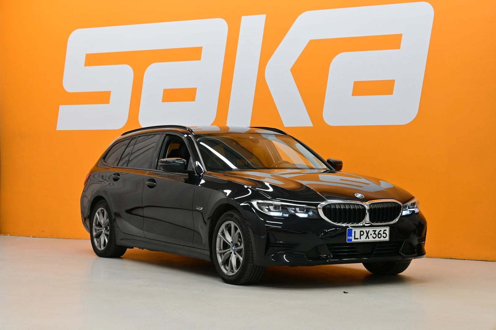 Car Image - 3S4OzXAvMQBDTaF1UZ0ljT
