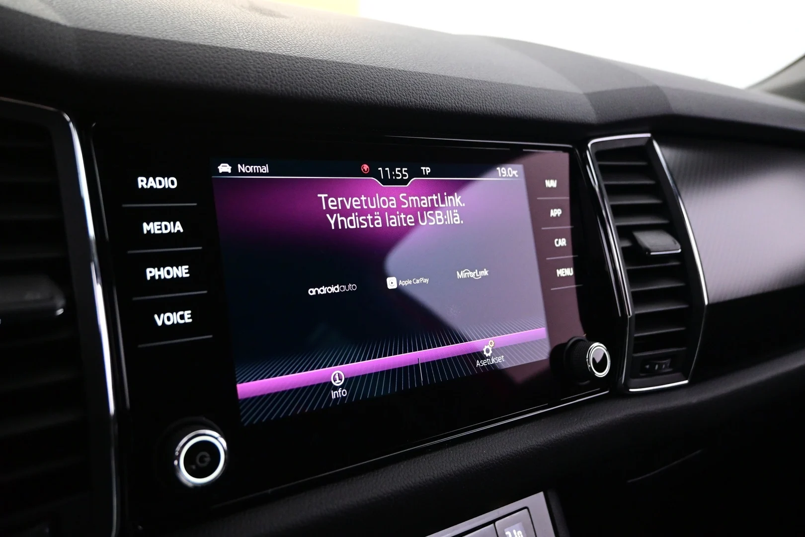 Car Image - 6La1hJ2Vvf76YdgMTy2kmv