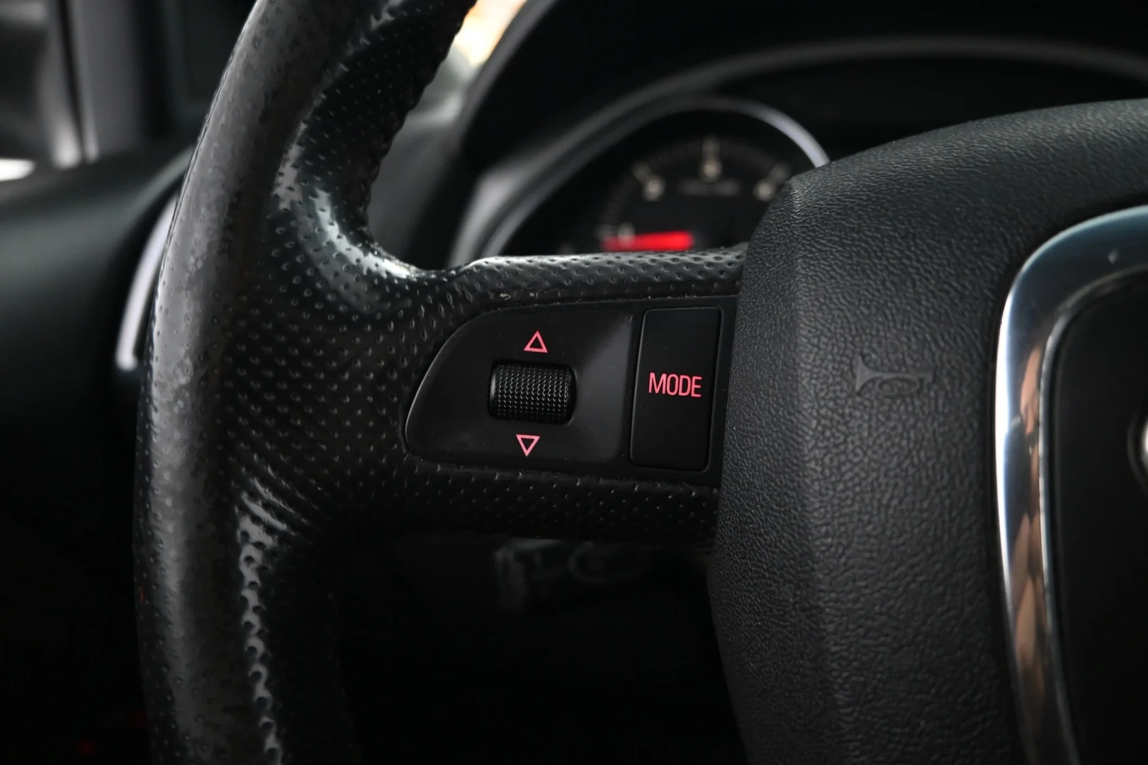 Car Image - 74Sc5vWQf5urXSq2XMDfe5
