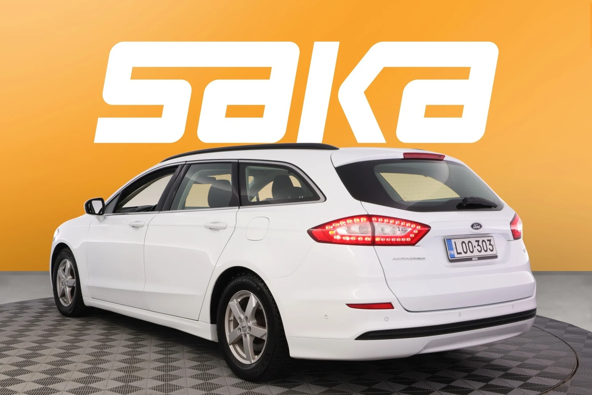 Car Image - 4fc0iPbRyAx8ZfQMAq1U3i