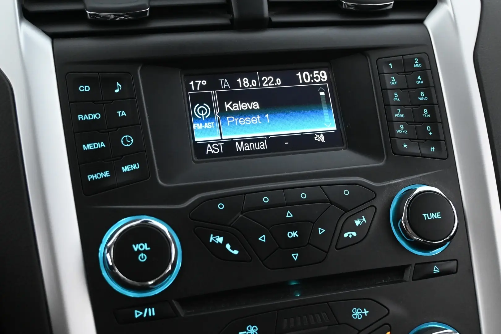 Car Image - 6fXmm6jfspcCfXrKNEWZcB