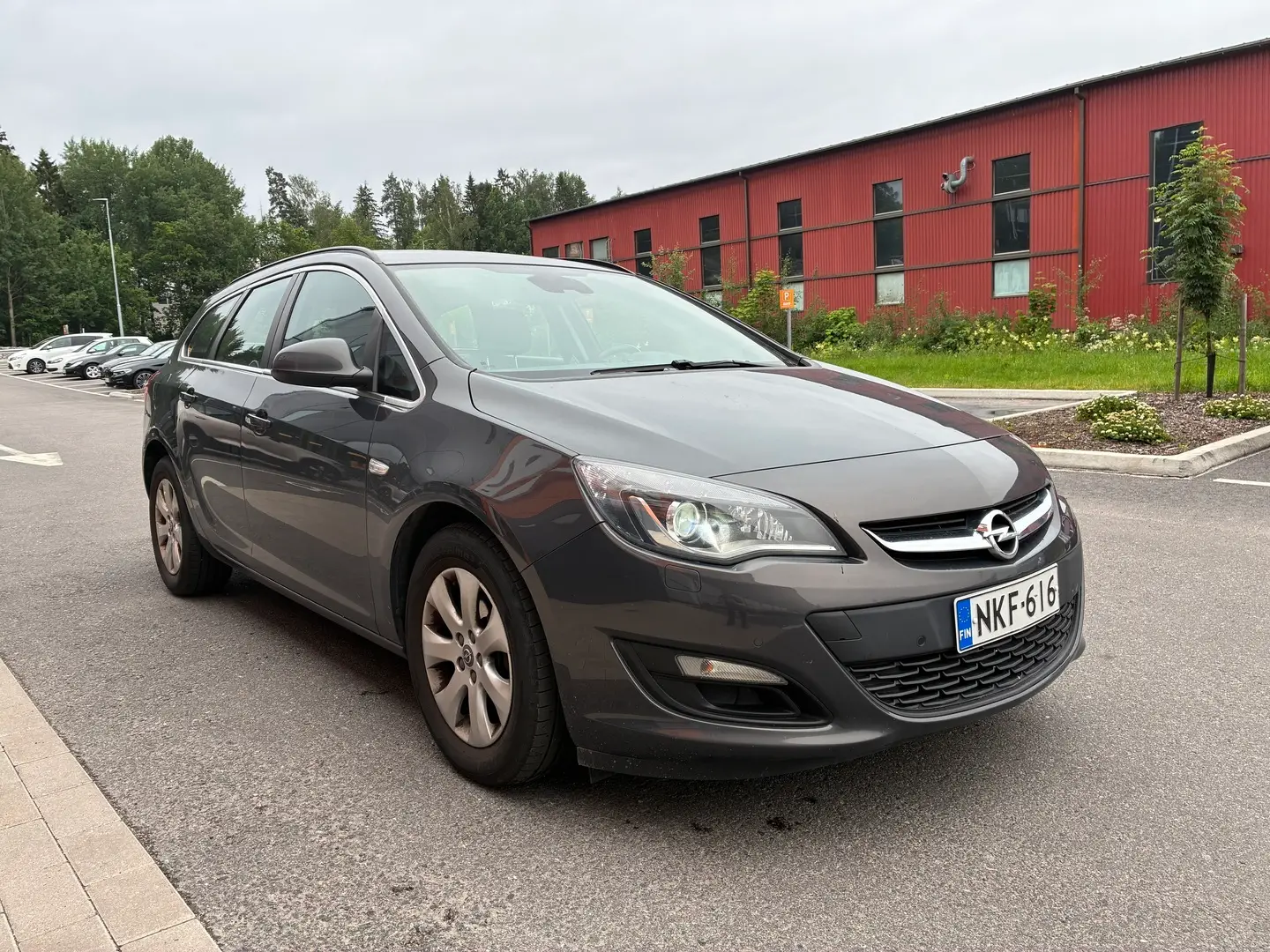 Car Image - Gtn3DDUUklp9sUbFPxS6Z