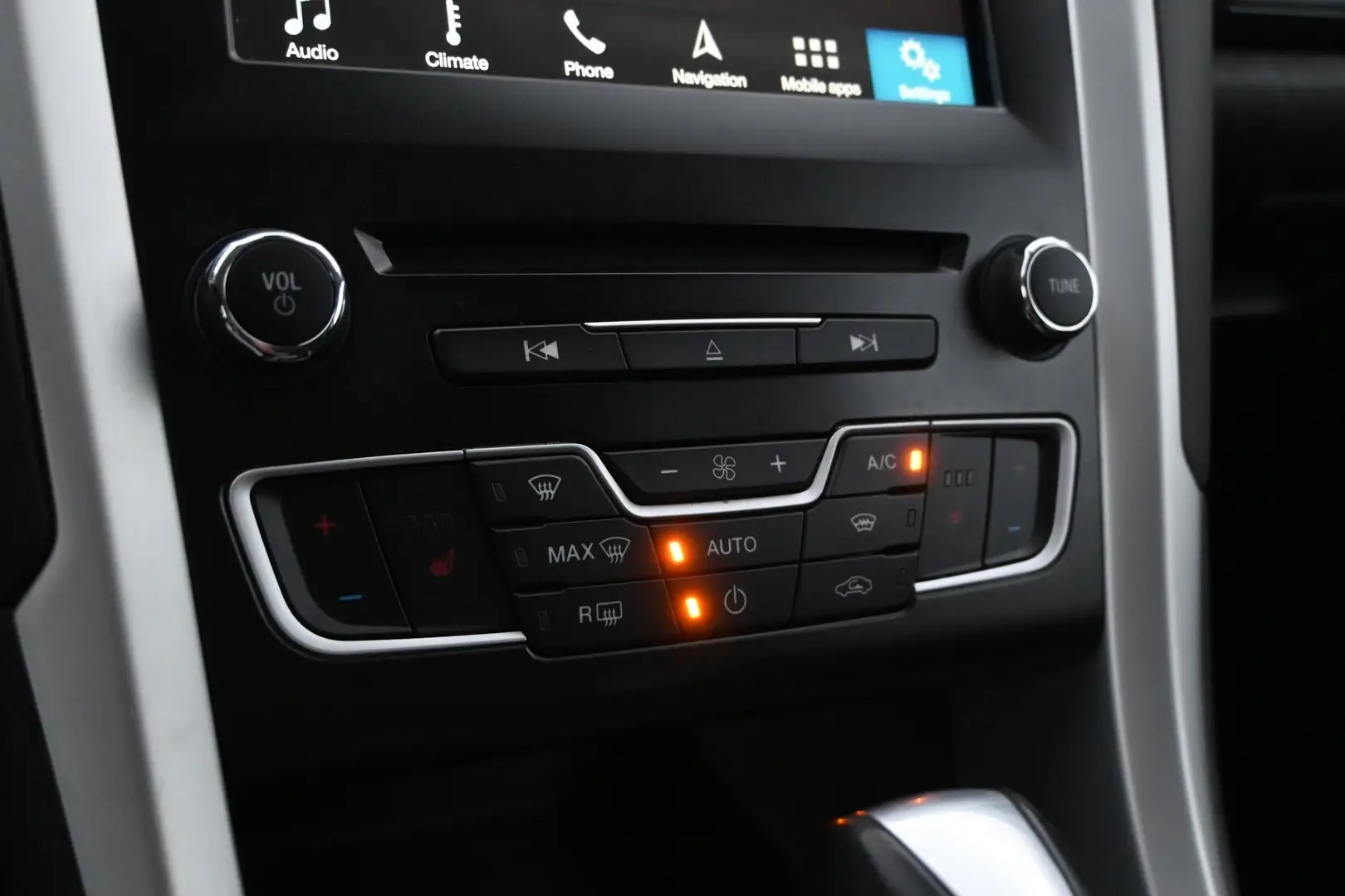 Car Image - 6Q6nMgkAnVHWrgrRfKv33s