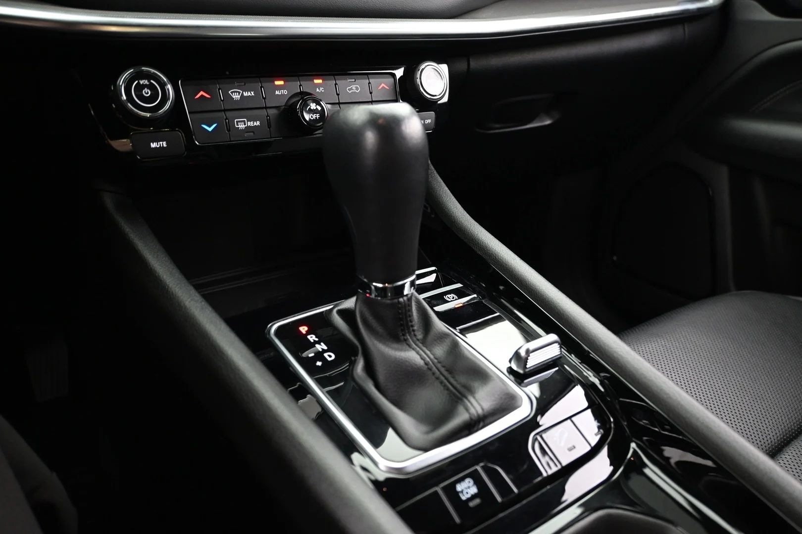 Car Image - 3j2mIhjjh9RvihyQD3itHR