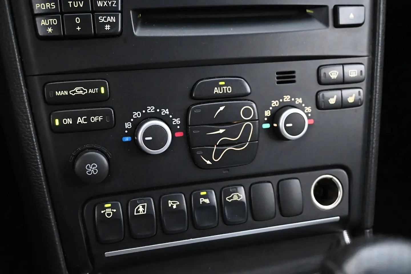 Car Image - 1li7hbA7bg4RWn1z0cgSMm