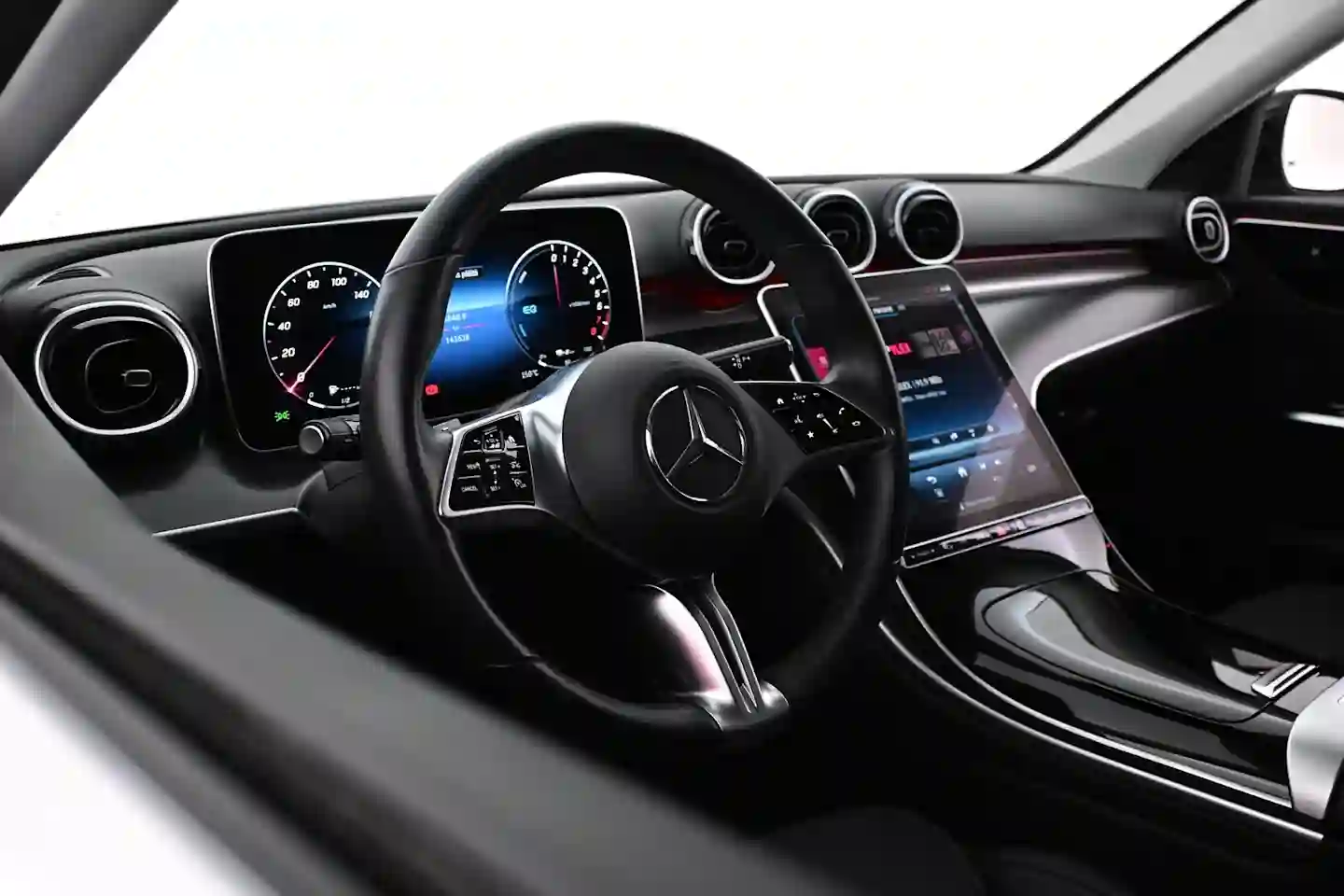 Car Image - 3WDl3IHFRdGlLiiogErfUU