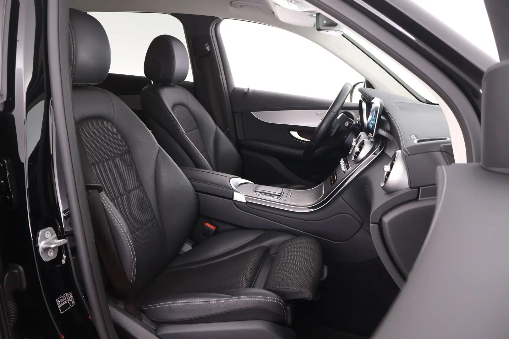 Car Image - 4EoQLbTpp2hjekvWGeOO9e