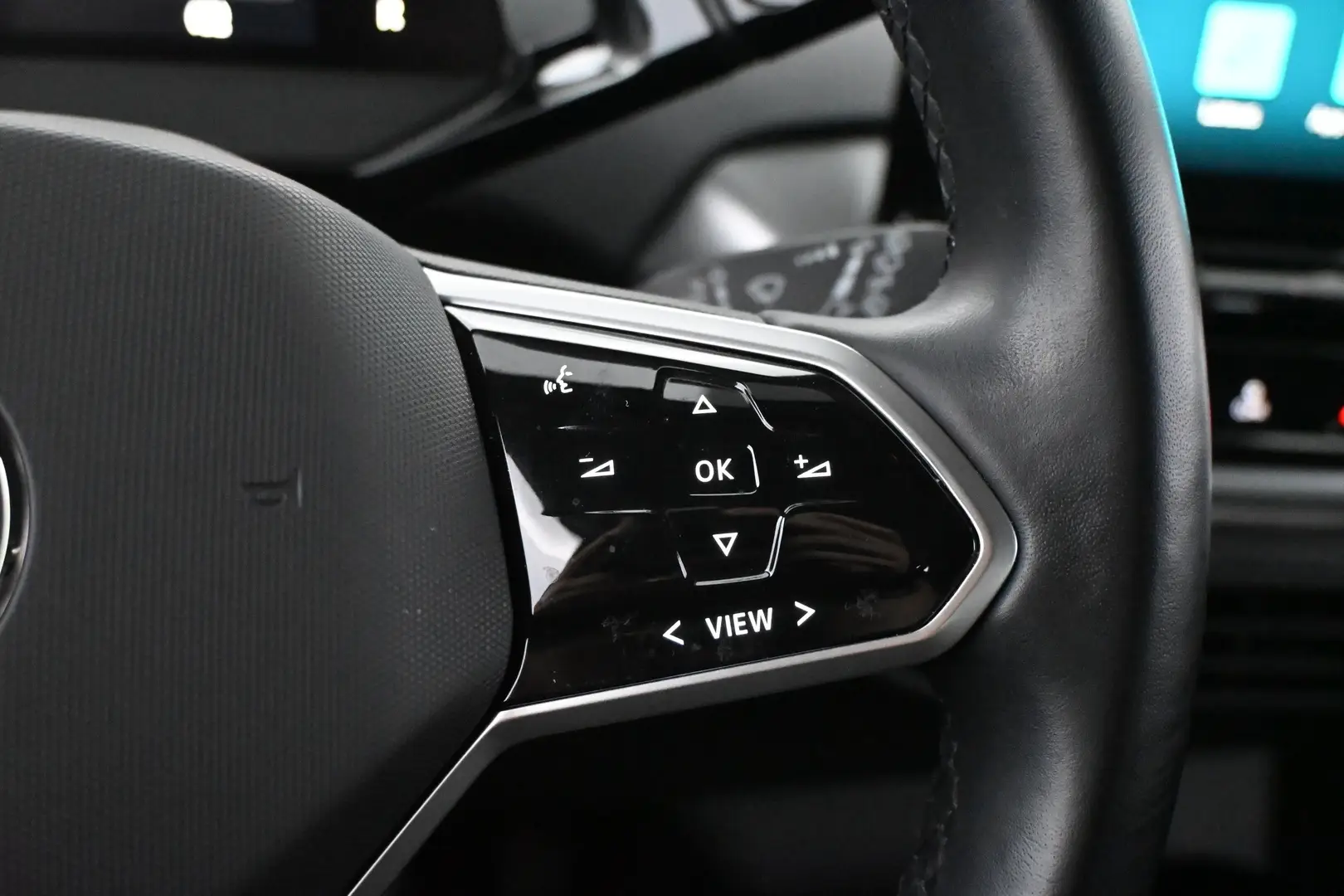 Car Image - IifRfHcYhJgsNF1g8aOOQ
