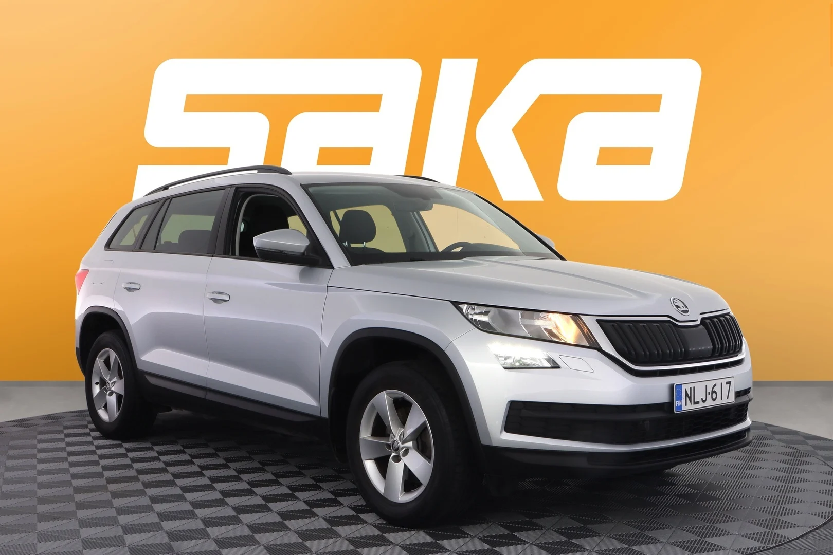 Car Image - 1mg2C8OqcVKdFbrKWEUbas