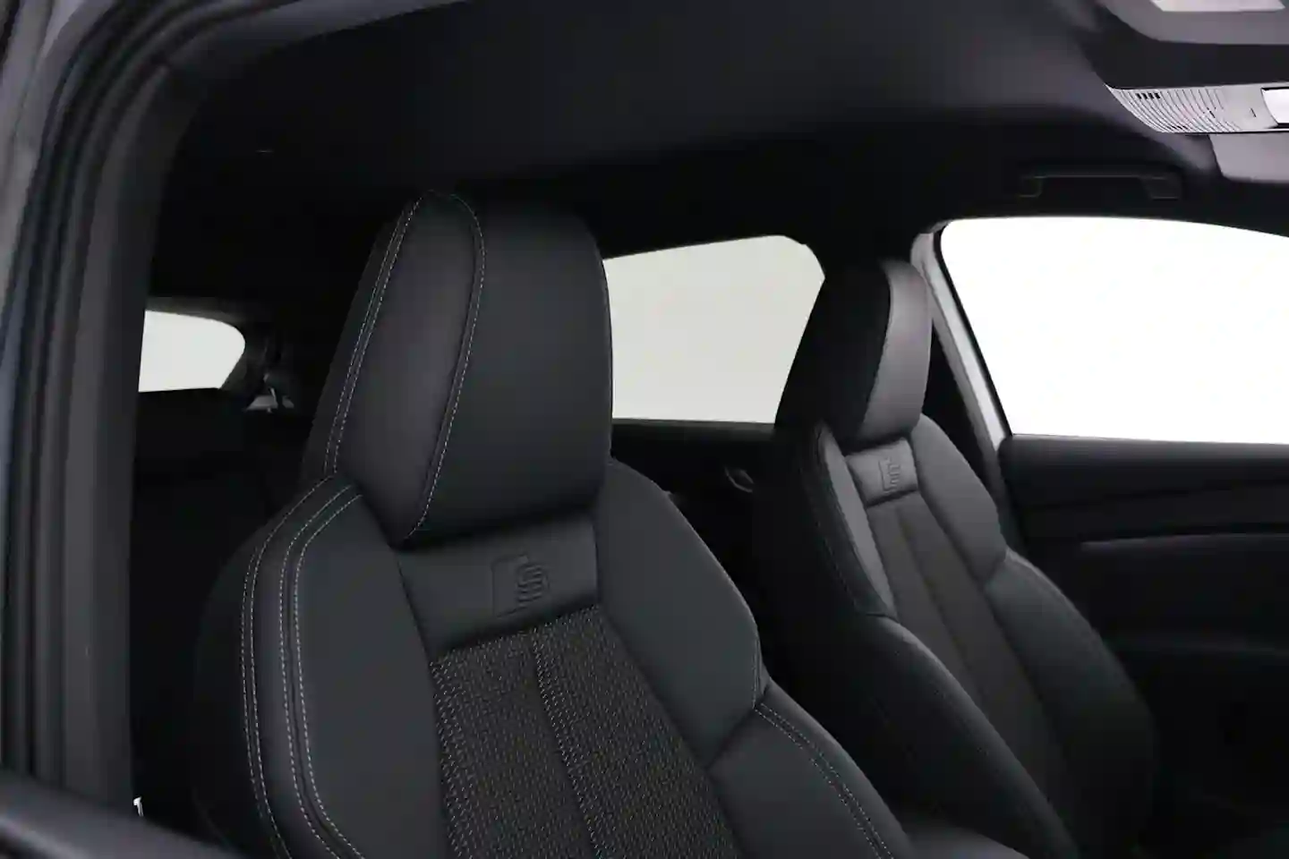 Car Image - 6cuuNZ3IuuTVaohAt8hWCa