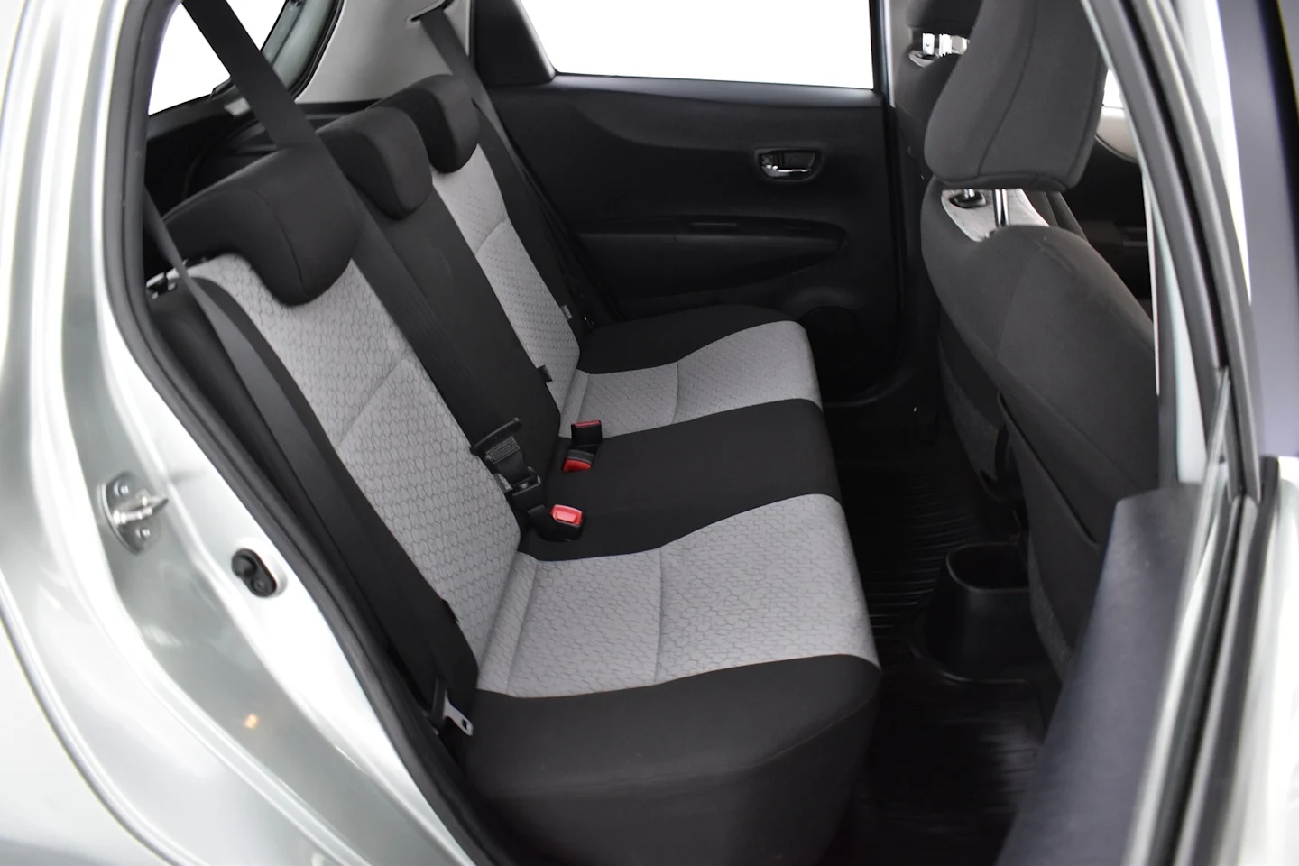 Car Image - 5afBe8hYLI6YApIb6TYEws