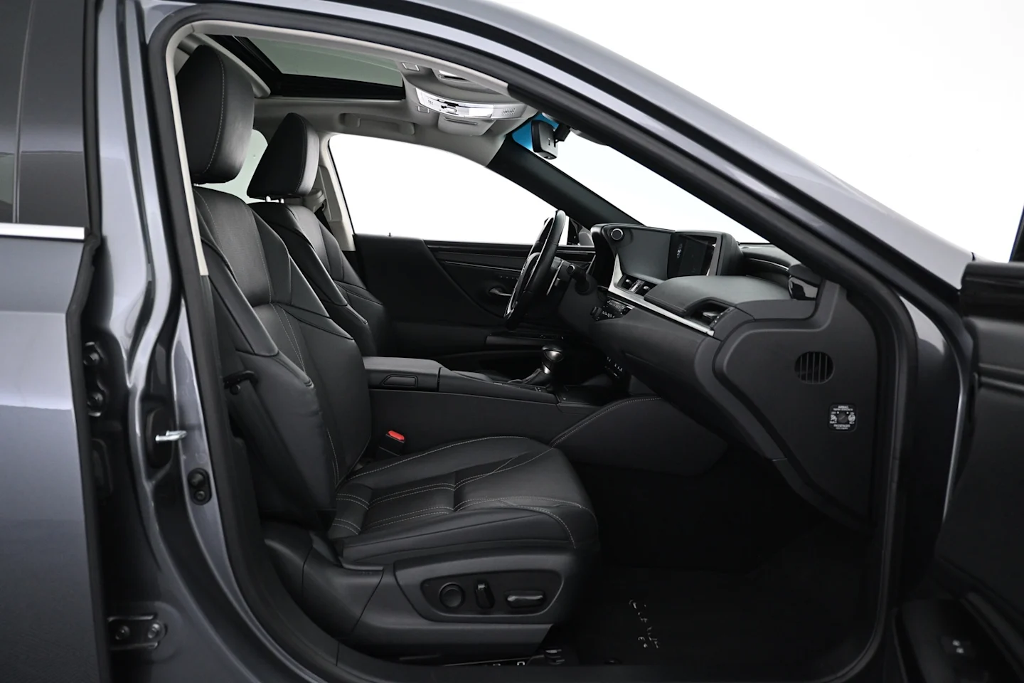 Car Image - 63x11O0UzOZKWnbv2nIHZO