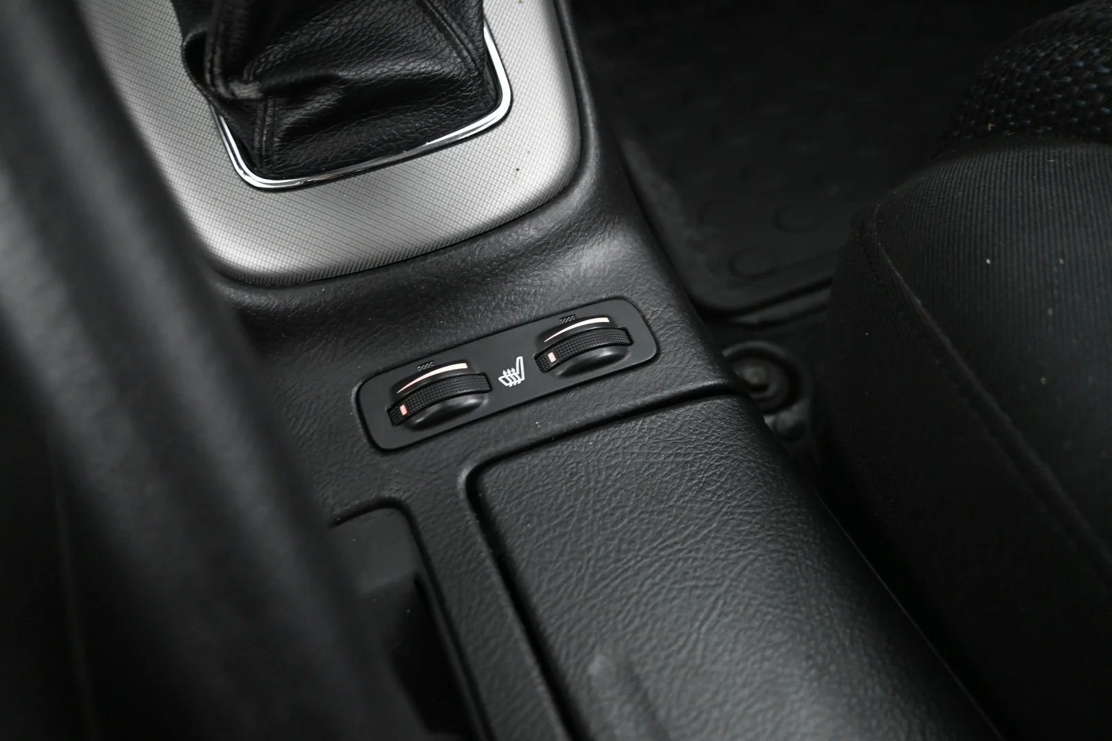 Car Image - 7GxoNuUNDPteTo8v9NU3df