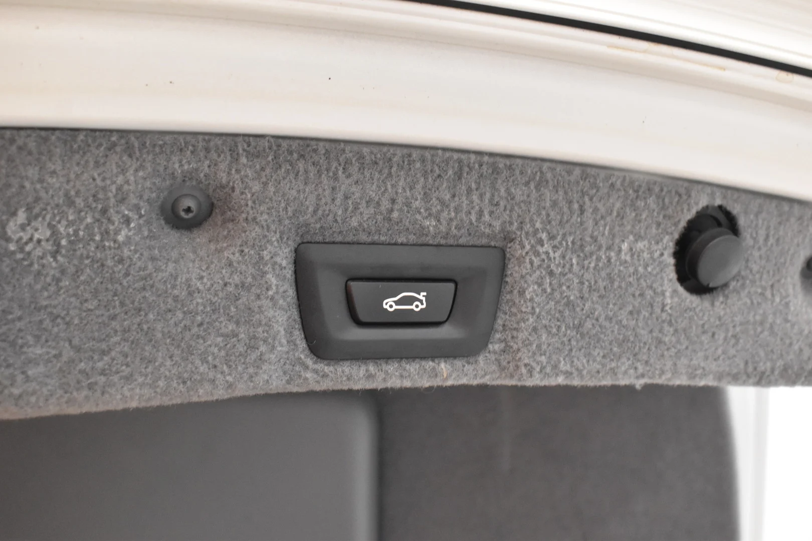 Car Image - 5I69qVt0EjUyJxTT4jmH6w