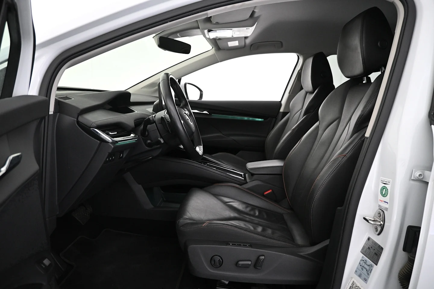 Car Image - 59mwRi1HJow5nceznmXJit