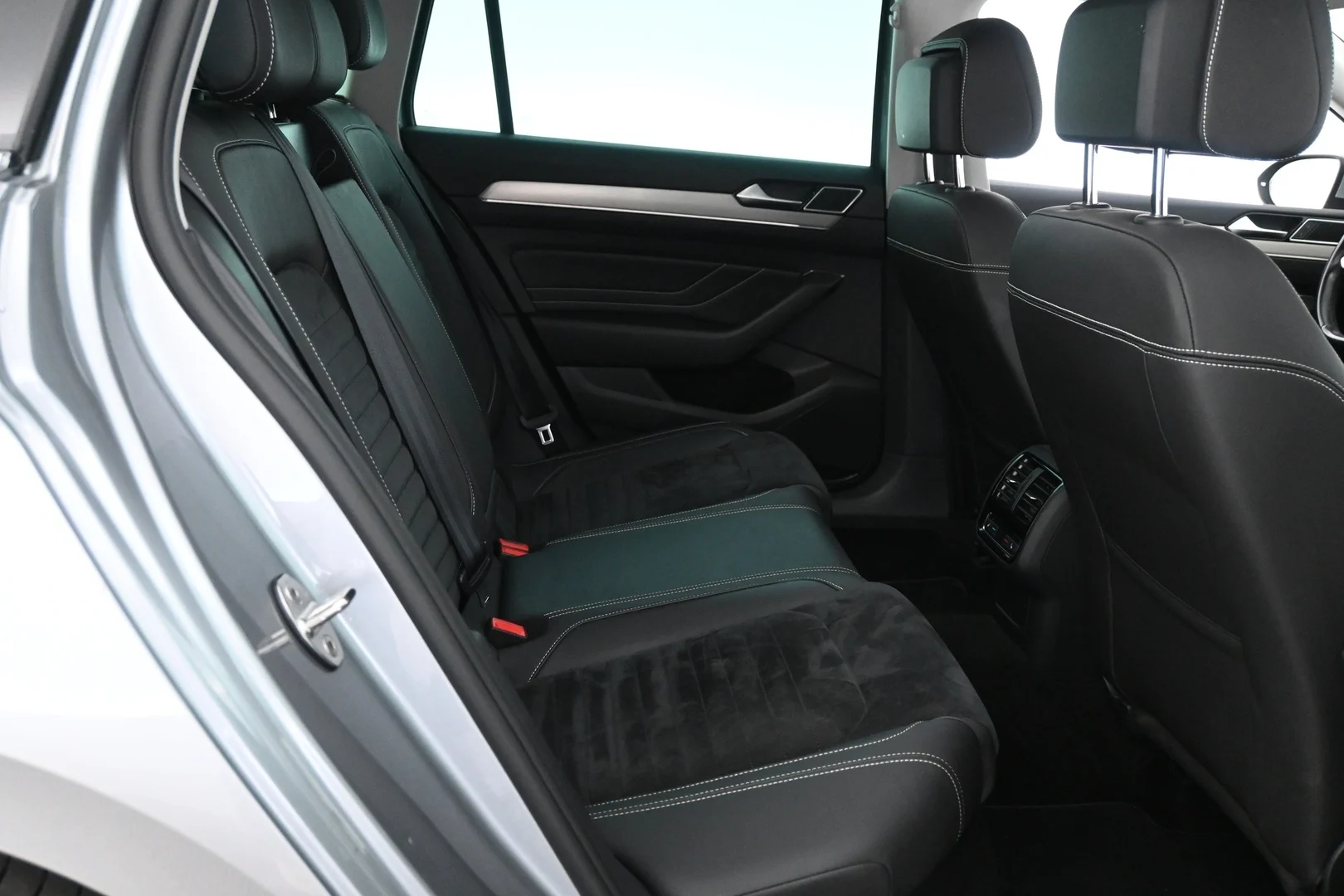 Car Image - 1K74P9rARST5OGzrW2bvxH