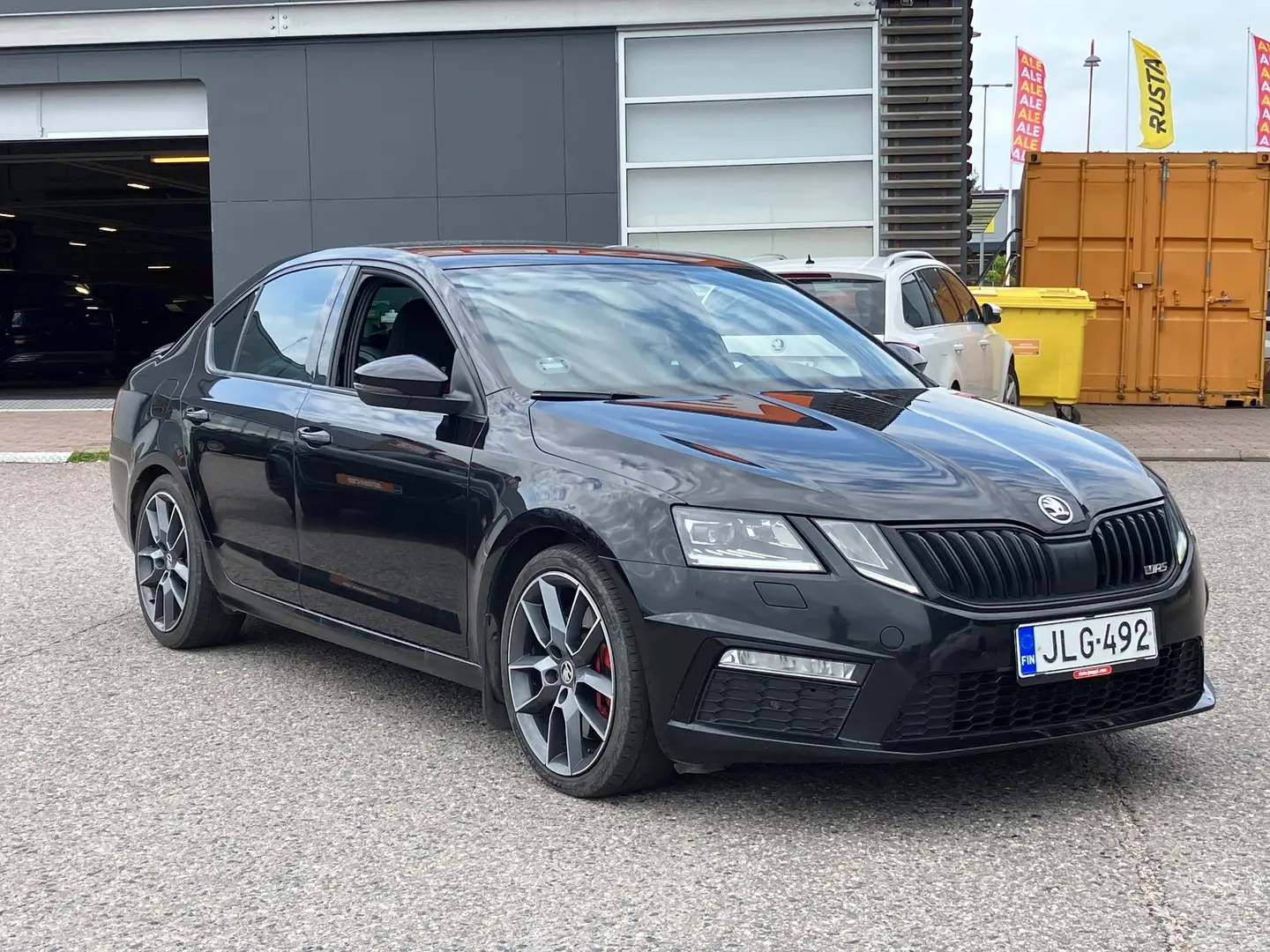 Car Image - 3MGzJsvGlkVOrc7hf8gCWB