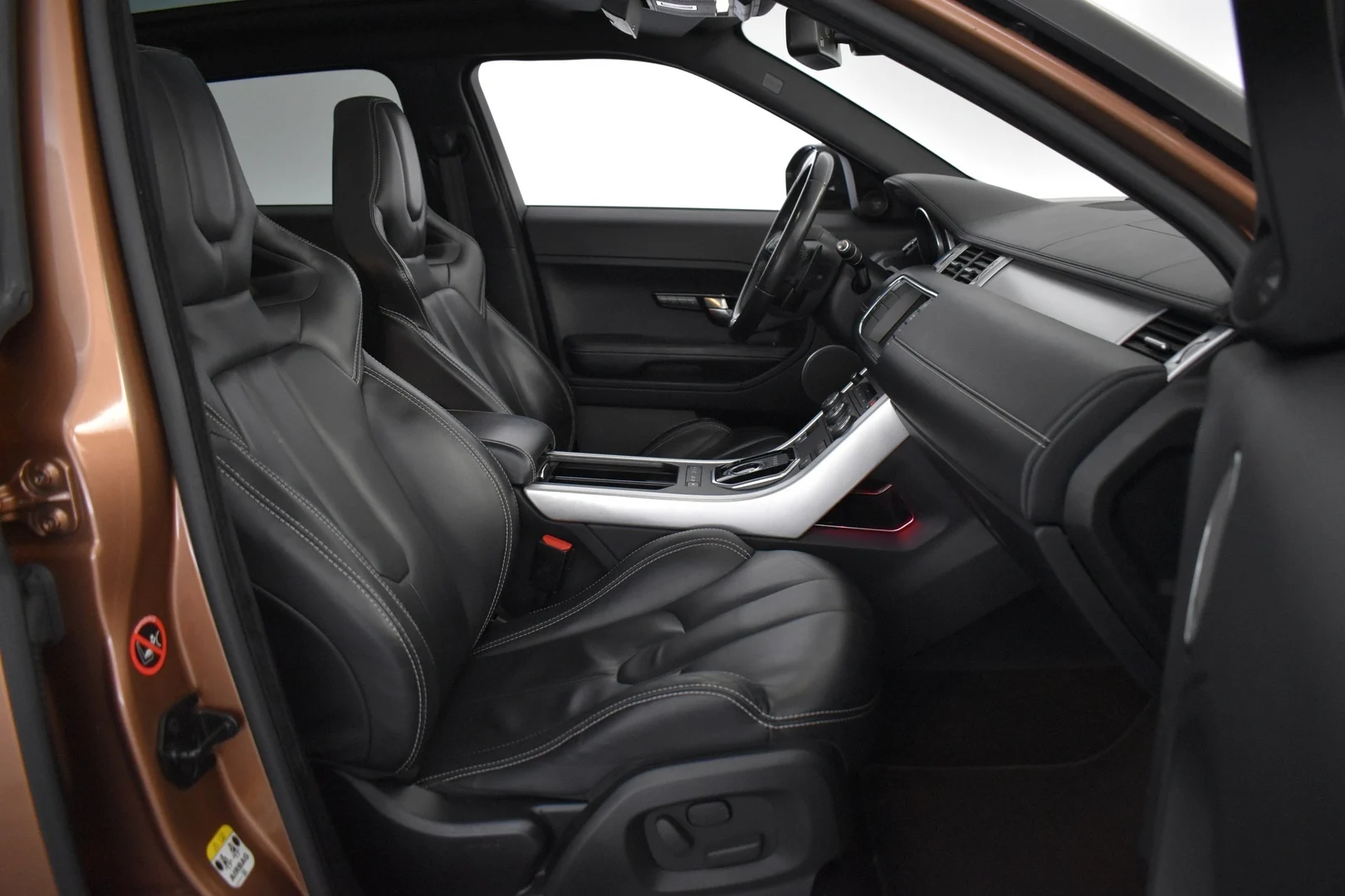 Car Image - 7BzNOxj4iDoCOnn36qCFZM