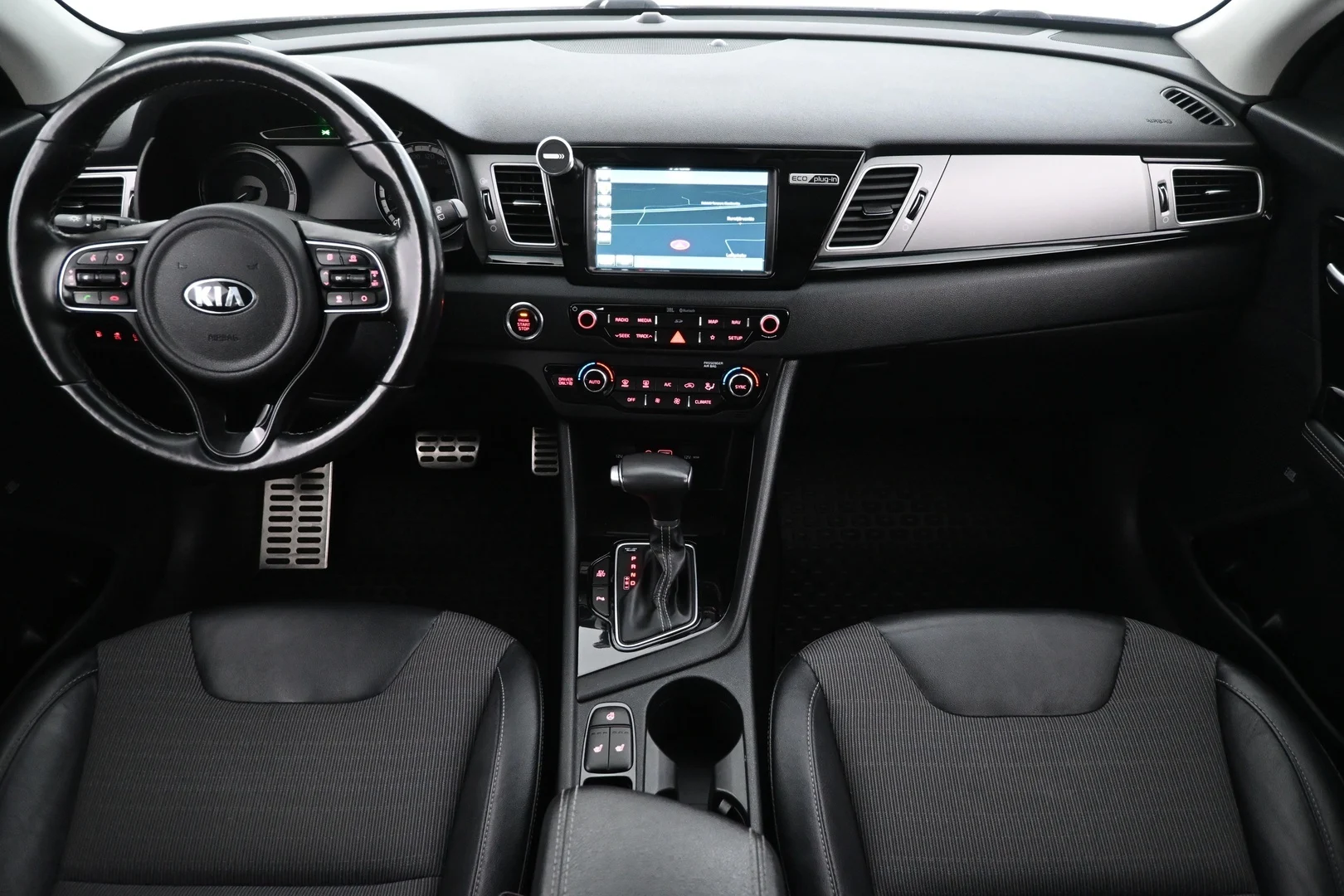 Car Image - 3fwiLBce1AzxJc2lB23Zar