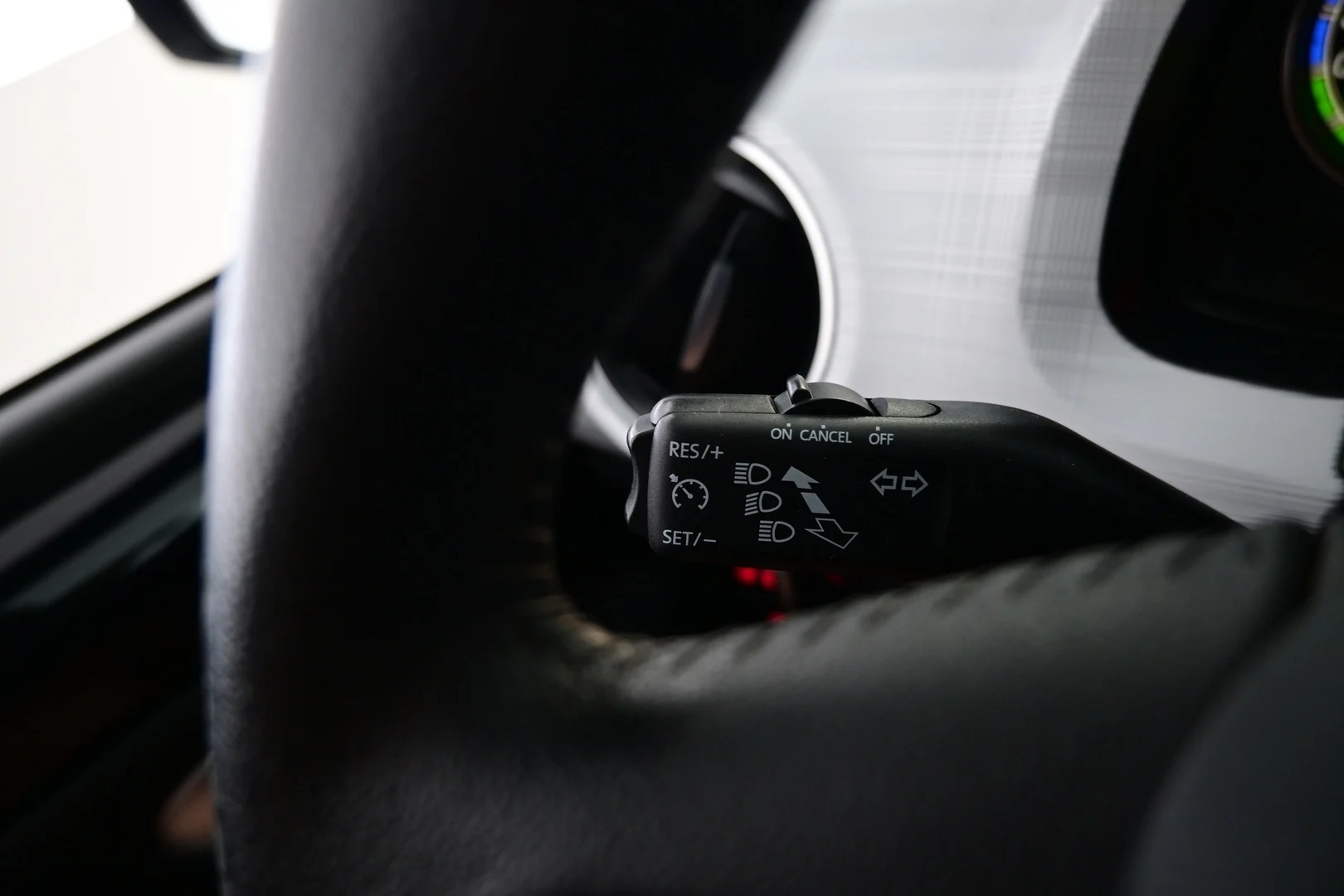 Car Image - 7bIXENLRxrPC9w1sddoVFe