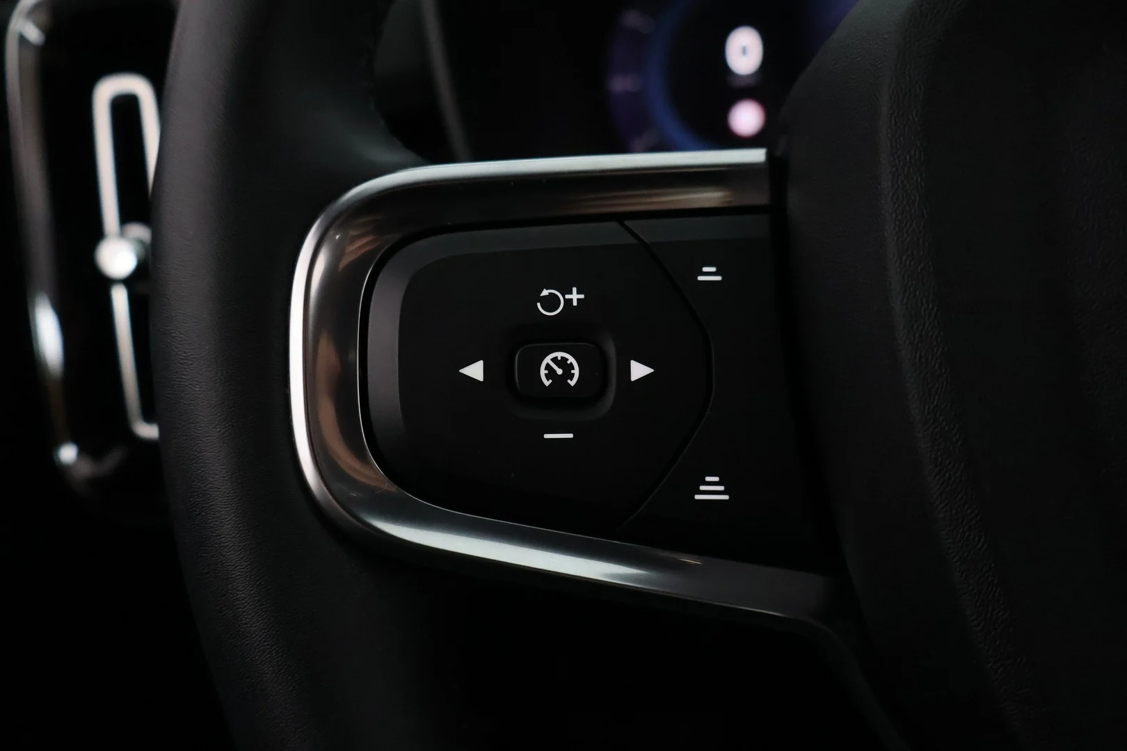 Car Image - 1Jl4fTrmf6NI4ivD1R4hx3