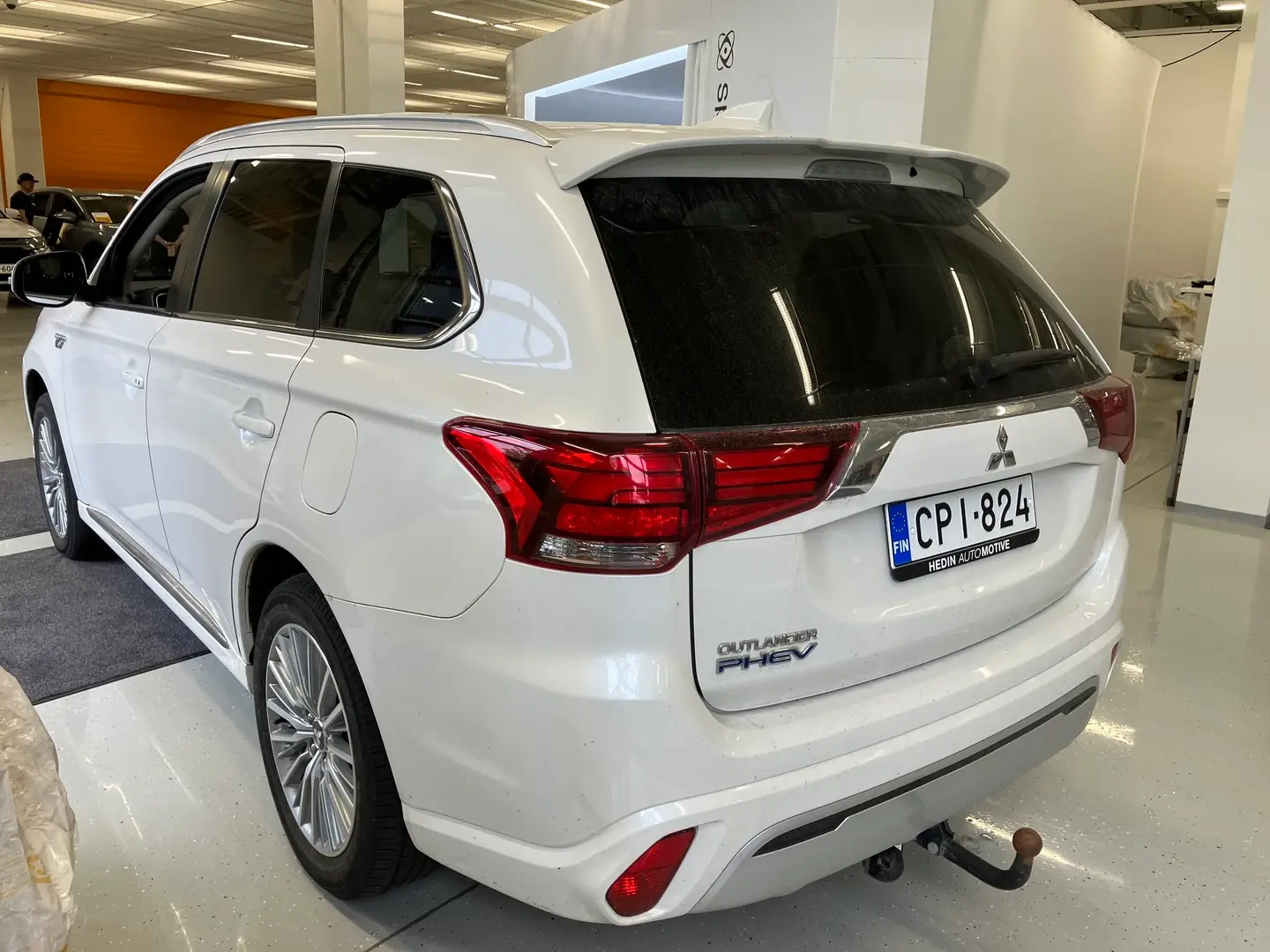 Car Image - 5qaMhbRE19mFT6T9xDUk4l