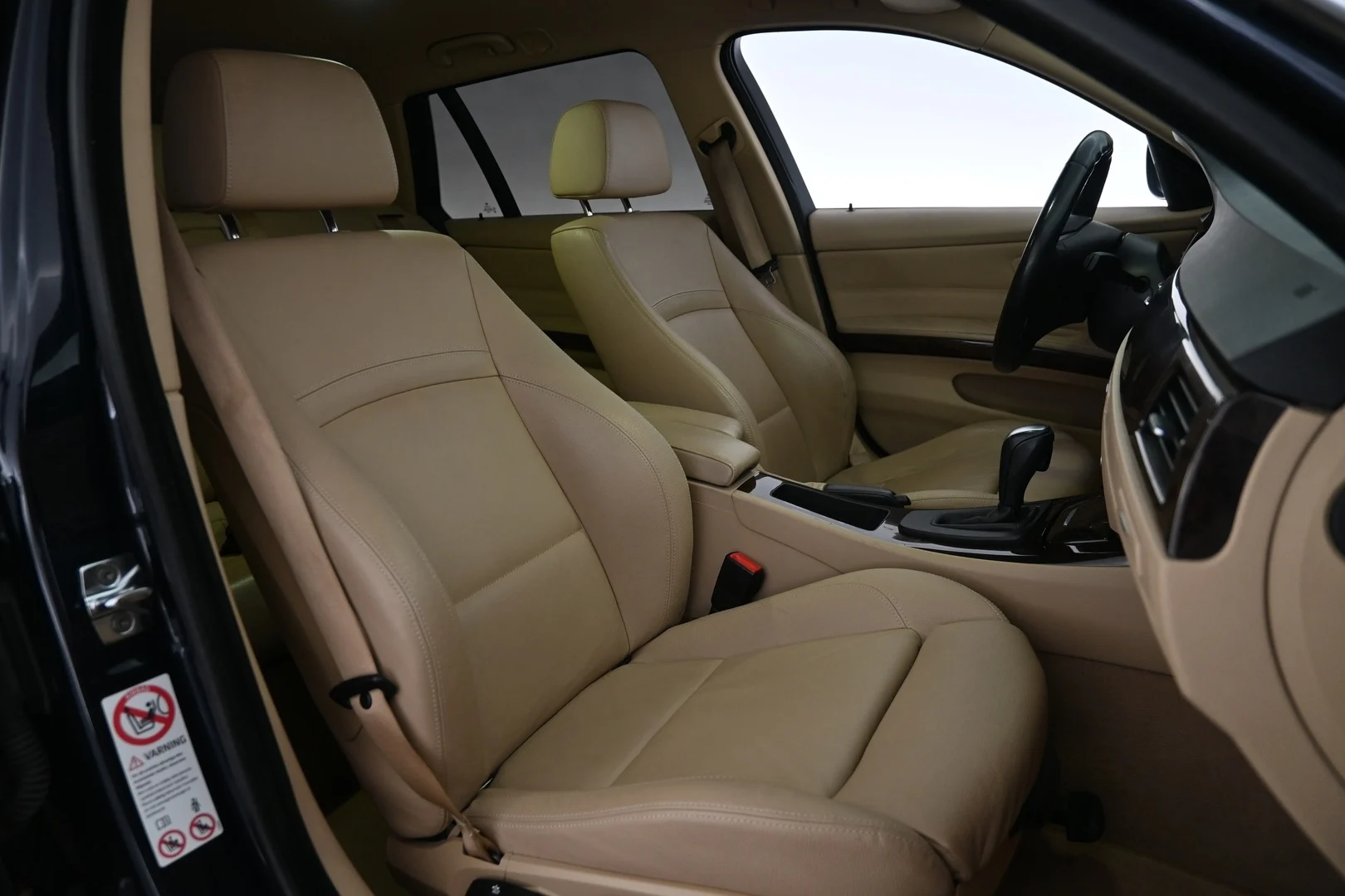Car Image - 7KnWuP713sNpov6IhTeQRc